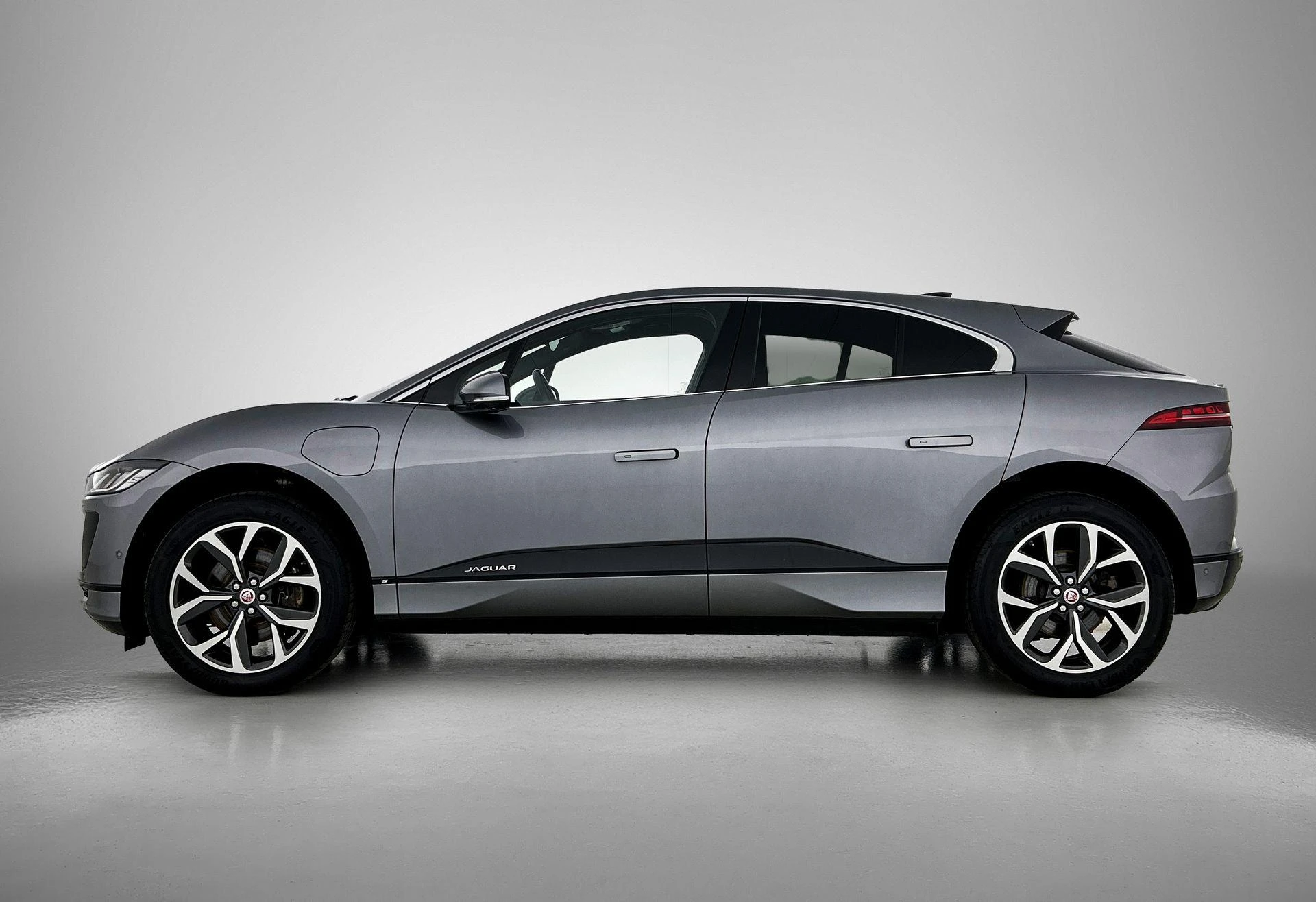Jaguar I-PACE – autofoto 4