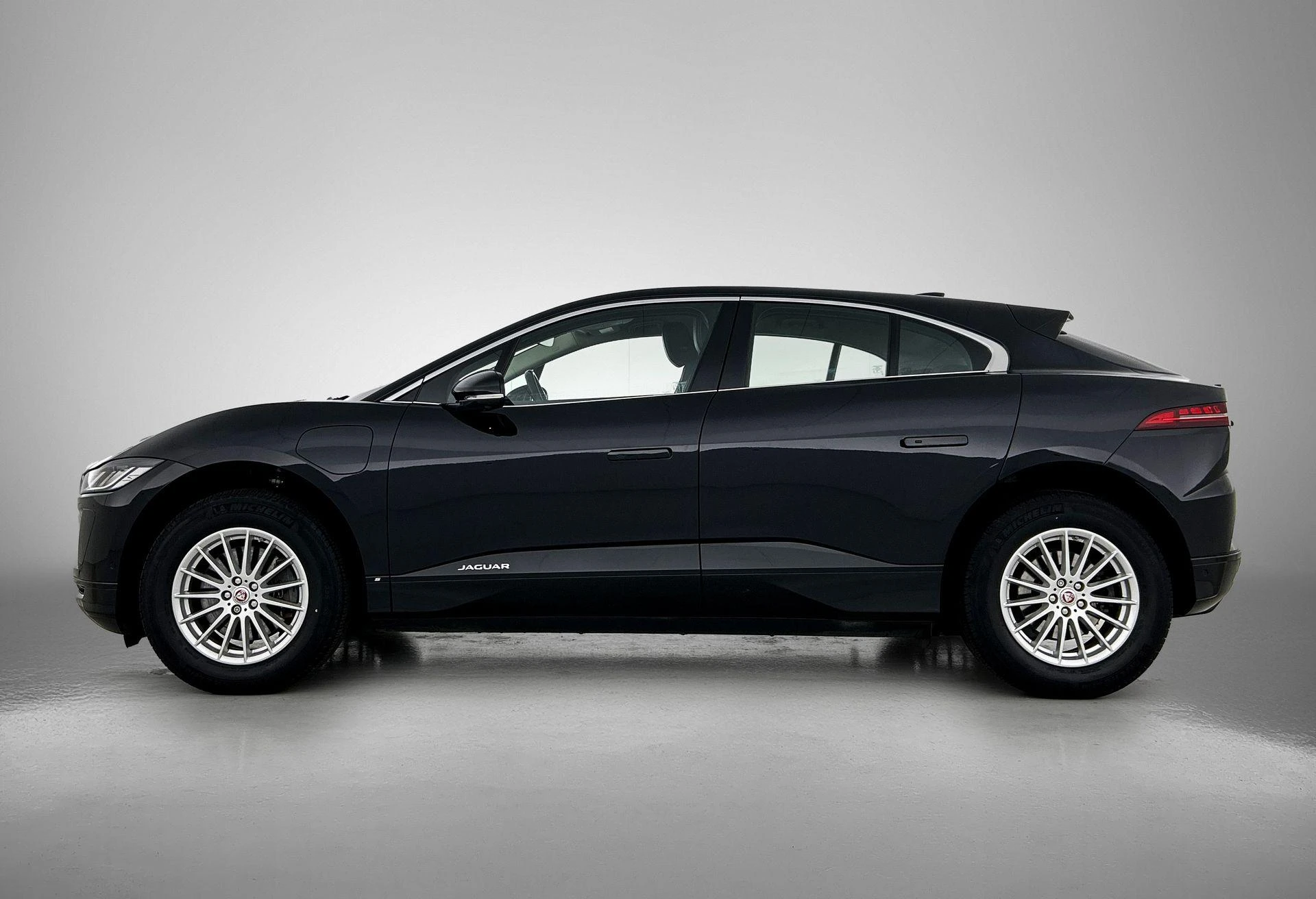 Jaguar I-PACE – autofoto 4