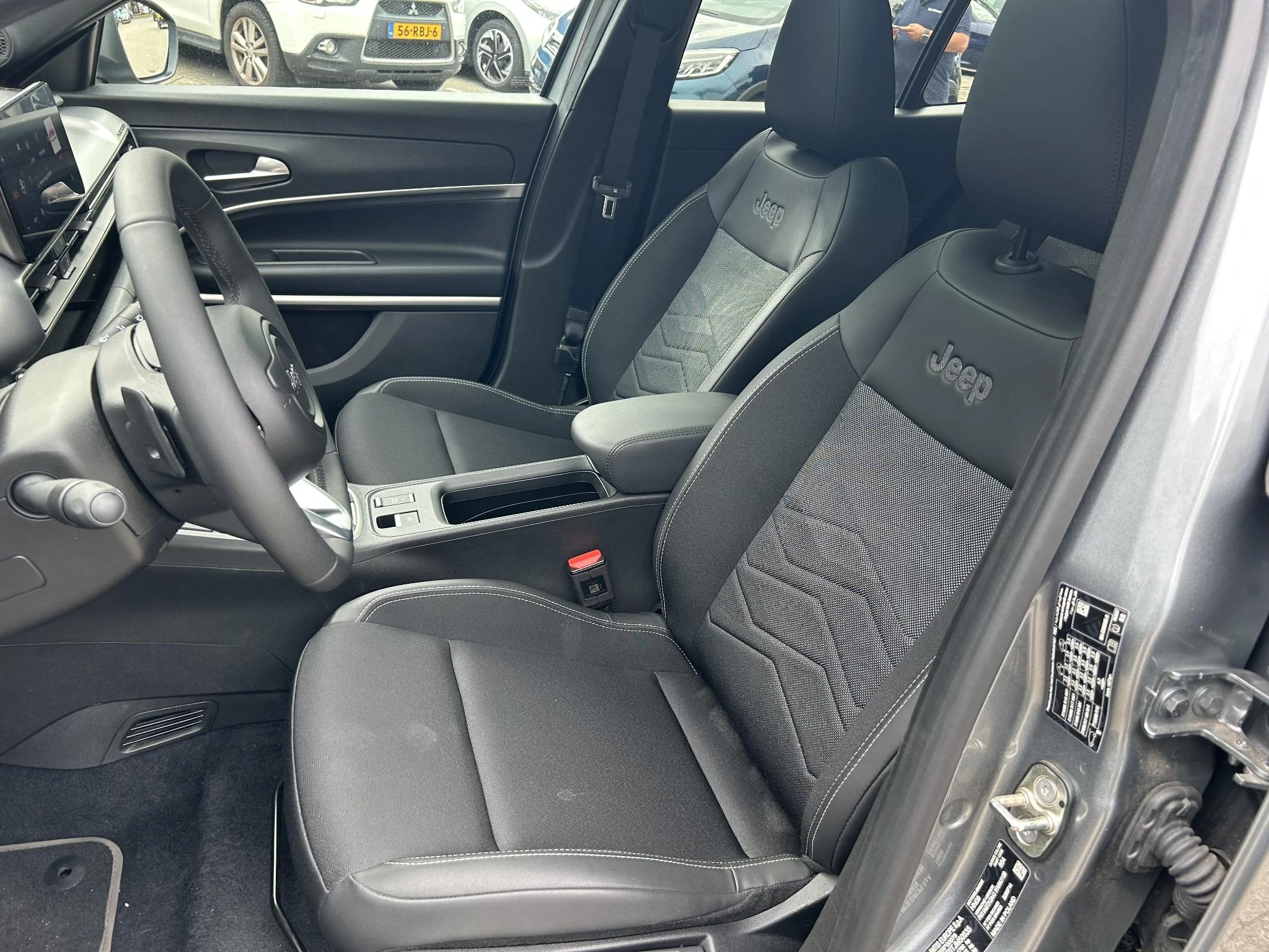 Jeep Avenger – autofoto 4