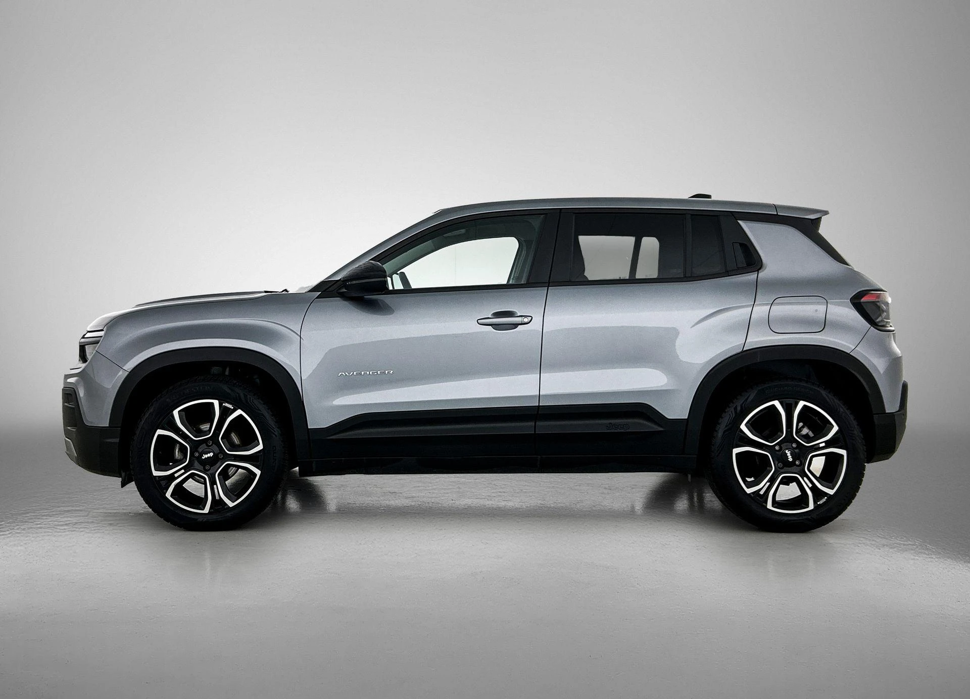 Jeep Avenger met kenteken Z-189-DJ – autofoto 4