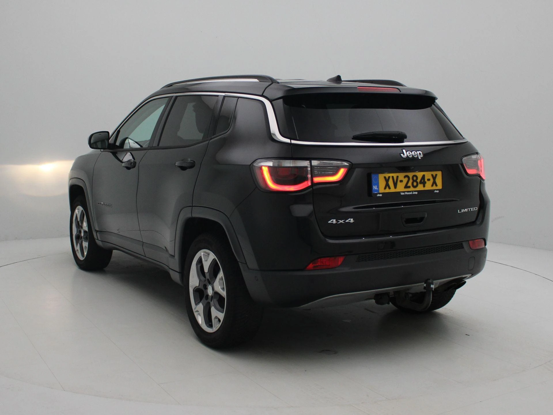 Jeep Compass met kenteken 87100 – autofoto 3