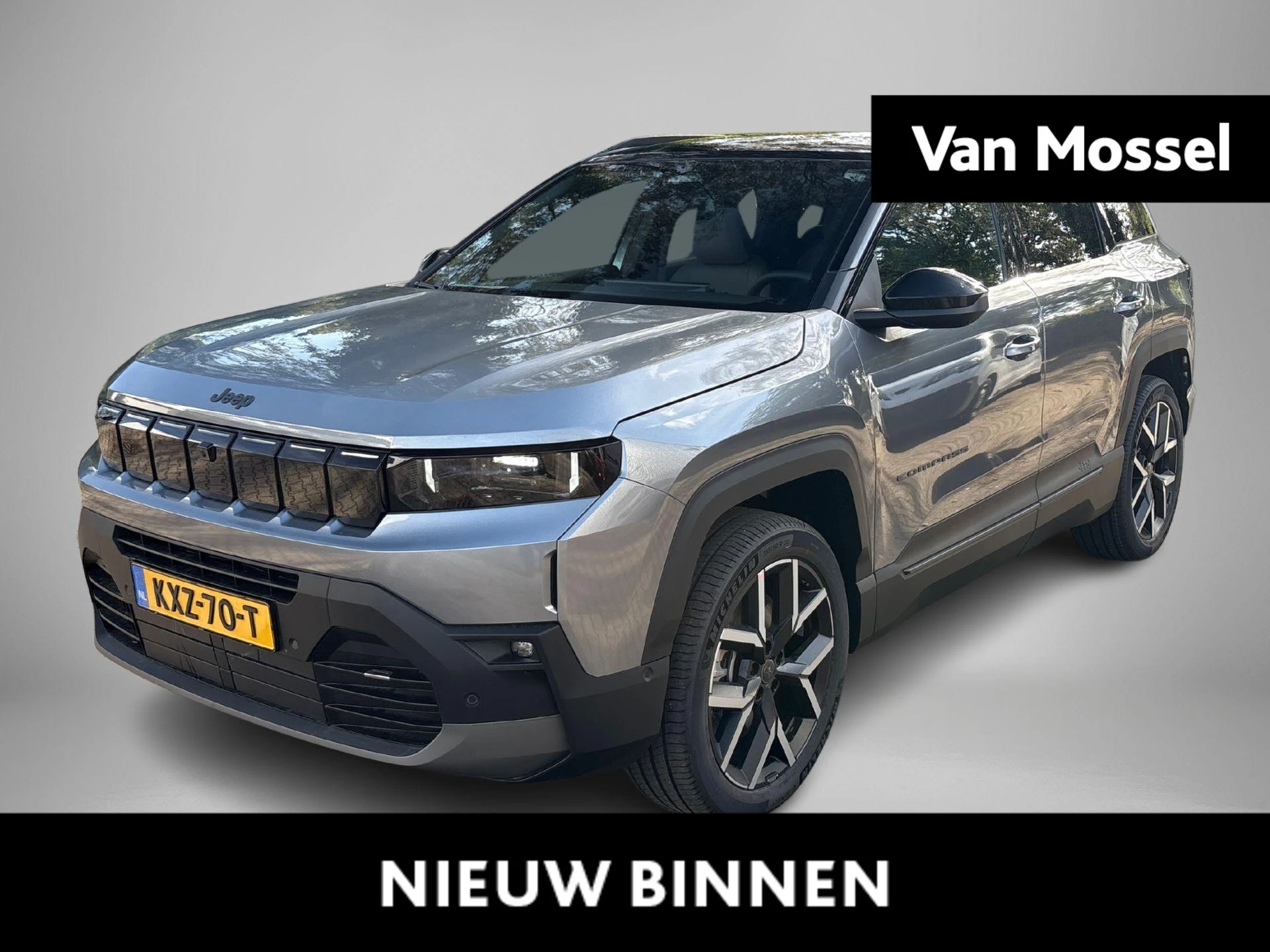 Jeep Compass met kenteken 90 – autofoto 2