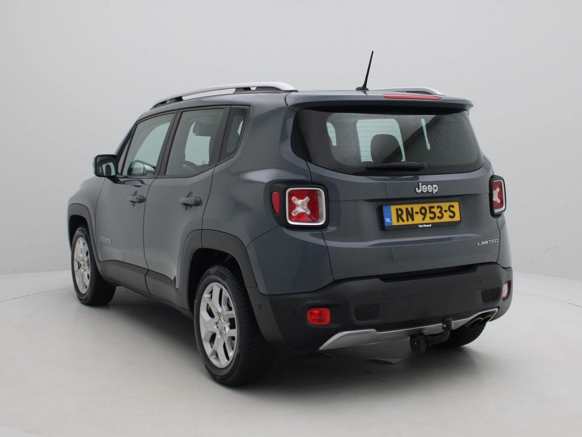 Jeep Renegade met kenteken 74100 – autofoto 3
