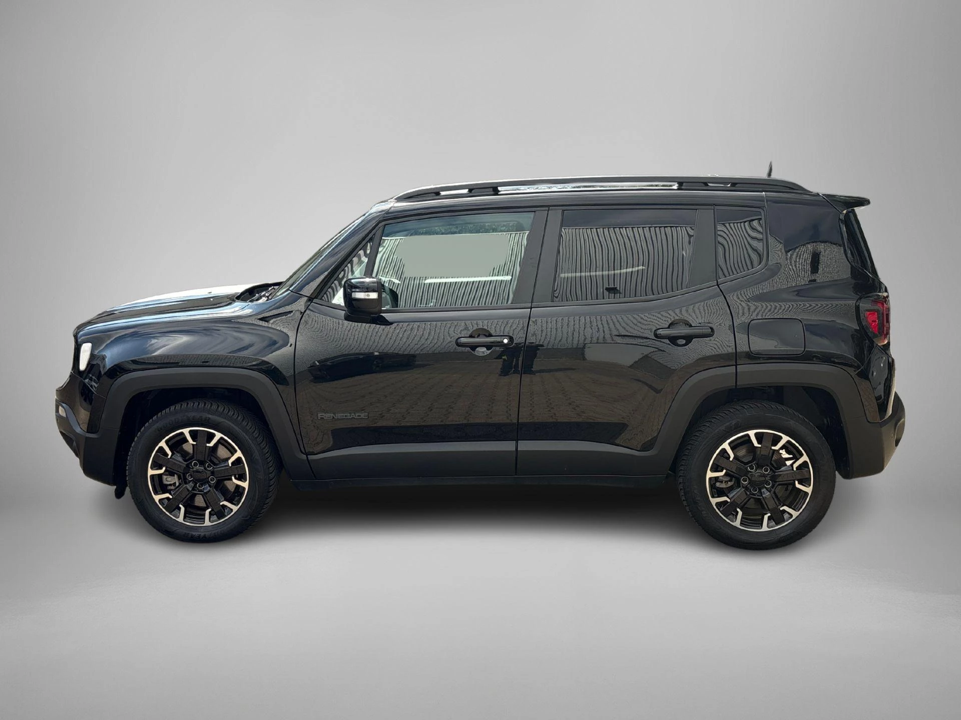 Jeep Renegade met kenteken T-824-TR – autofoto 4