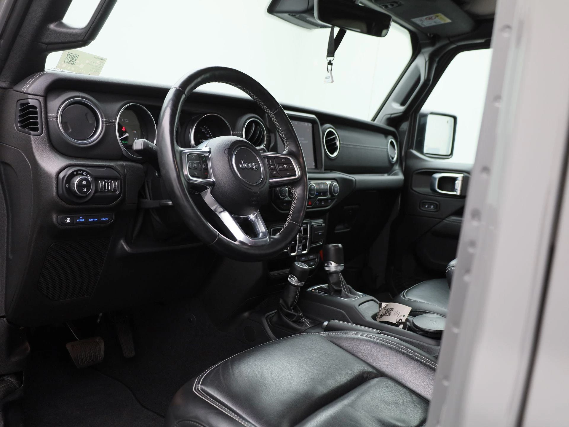 Jeep Wrangler met kenteken 110100 – autofoto 4
