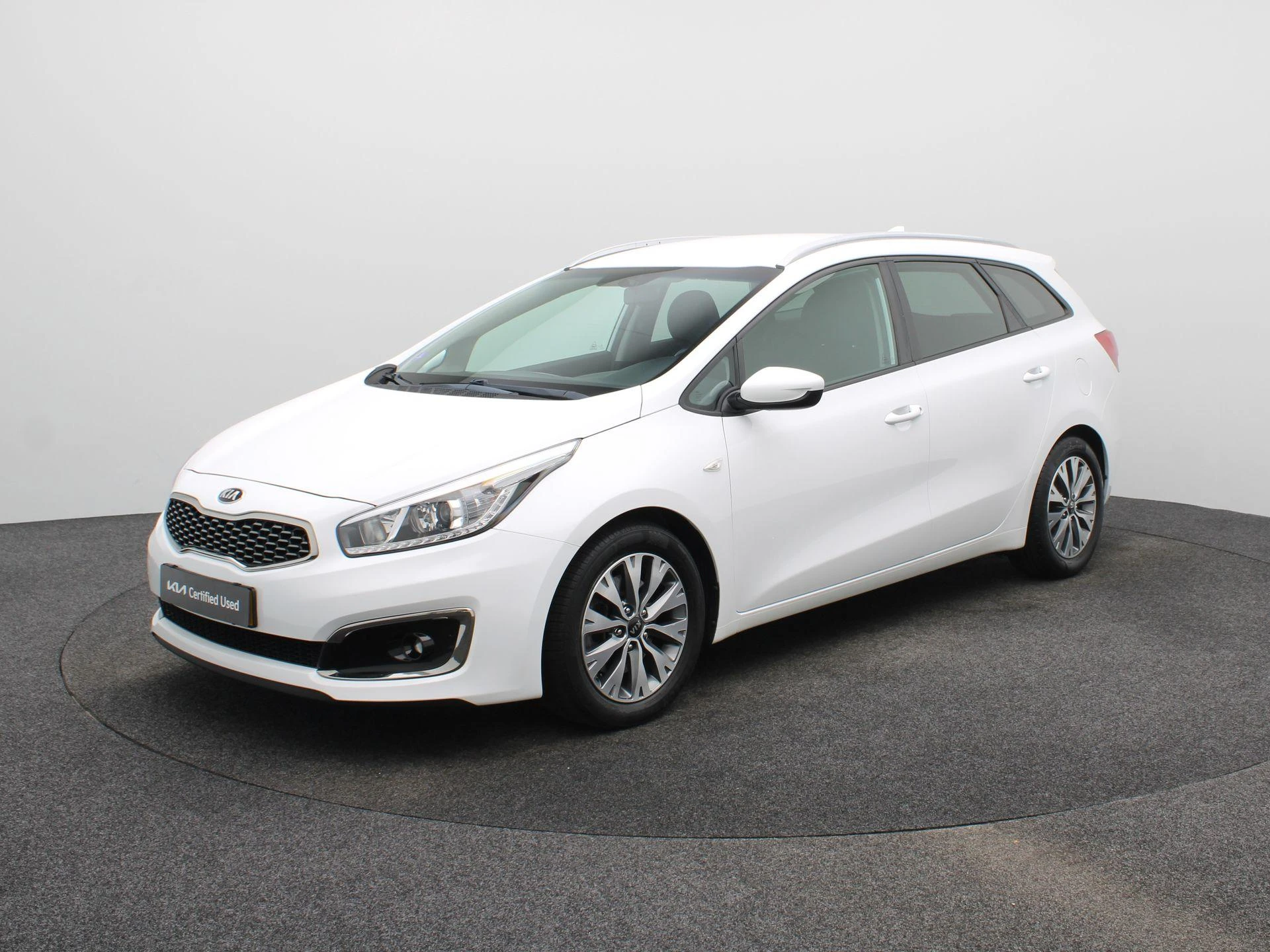Kia Ceed met kenteken 52100 – autofoto 2