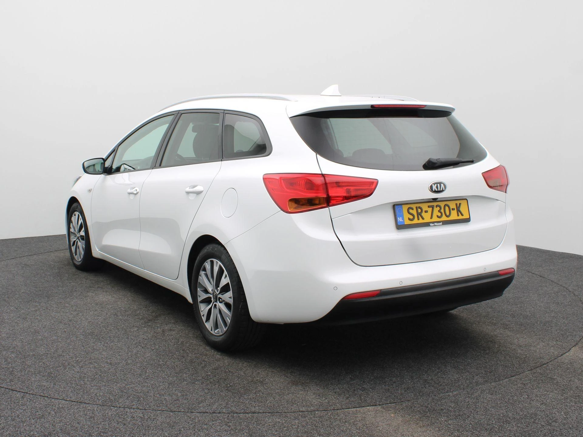 Kia Ceed met kenteken 52100 – autofoto 3