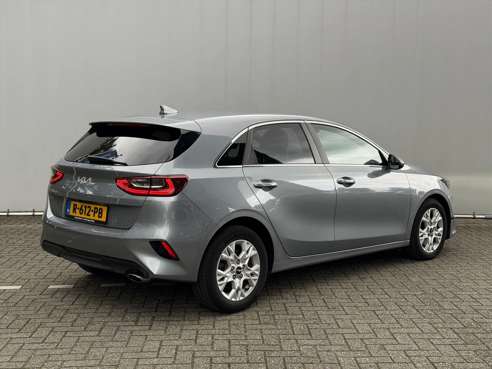 Kia Ceed met kenteken R-612-PB – autofoto 5