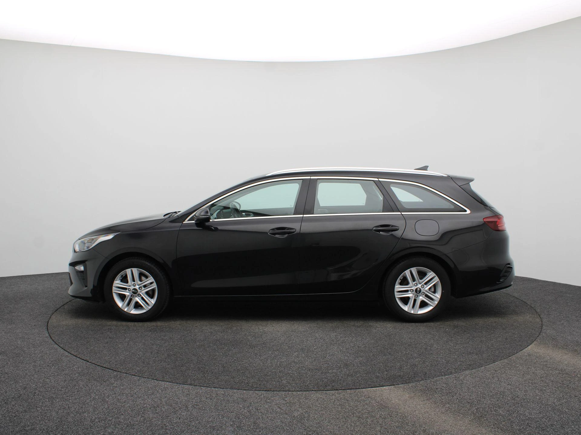 Kia CeedSportswagon met kenteken 62100 – autofoto 5