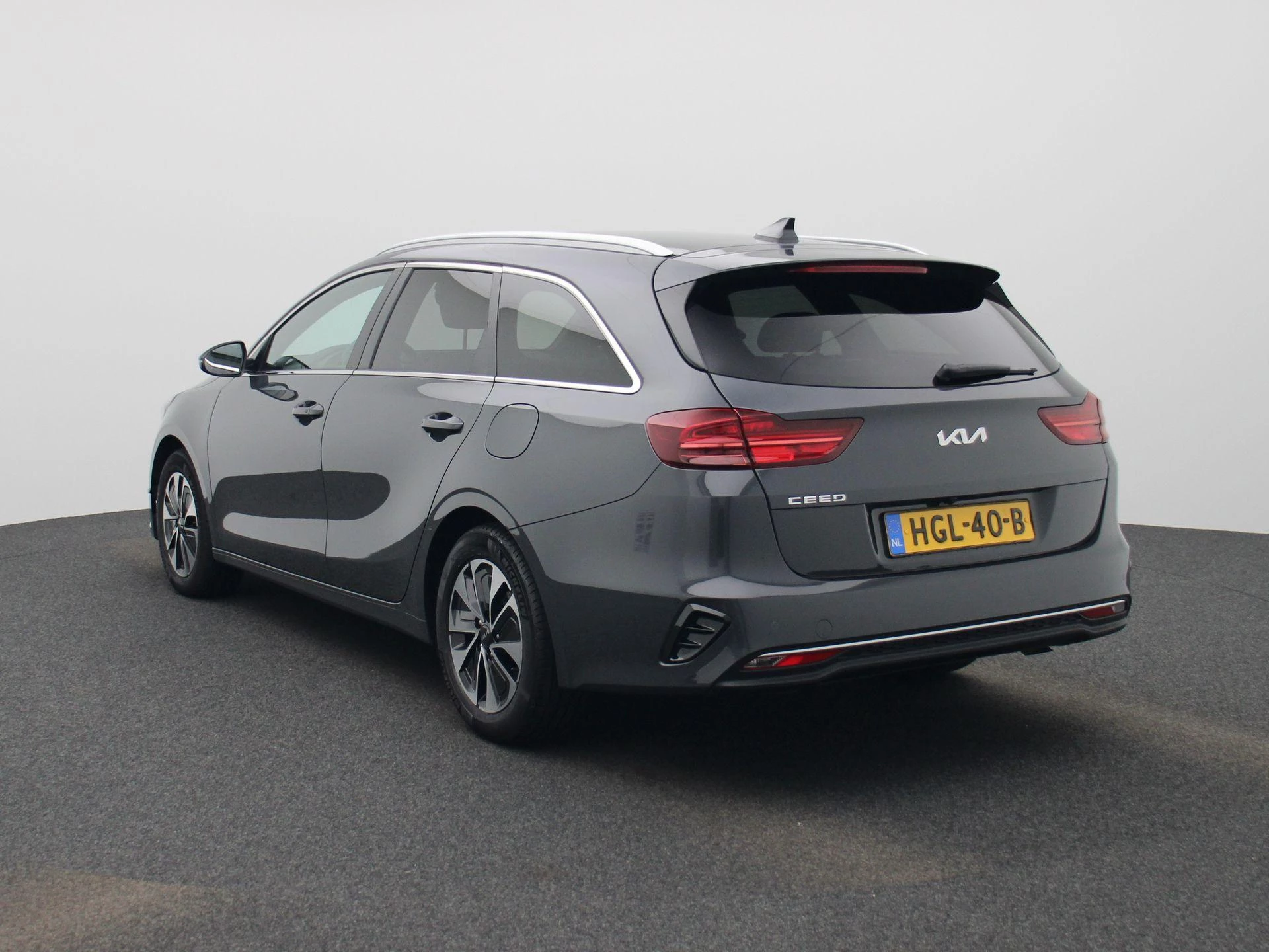 Kia CeedSportswagon met kenteken HGL-40-B – autofoto 3