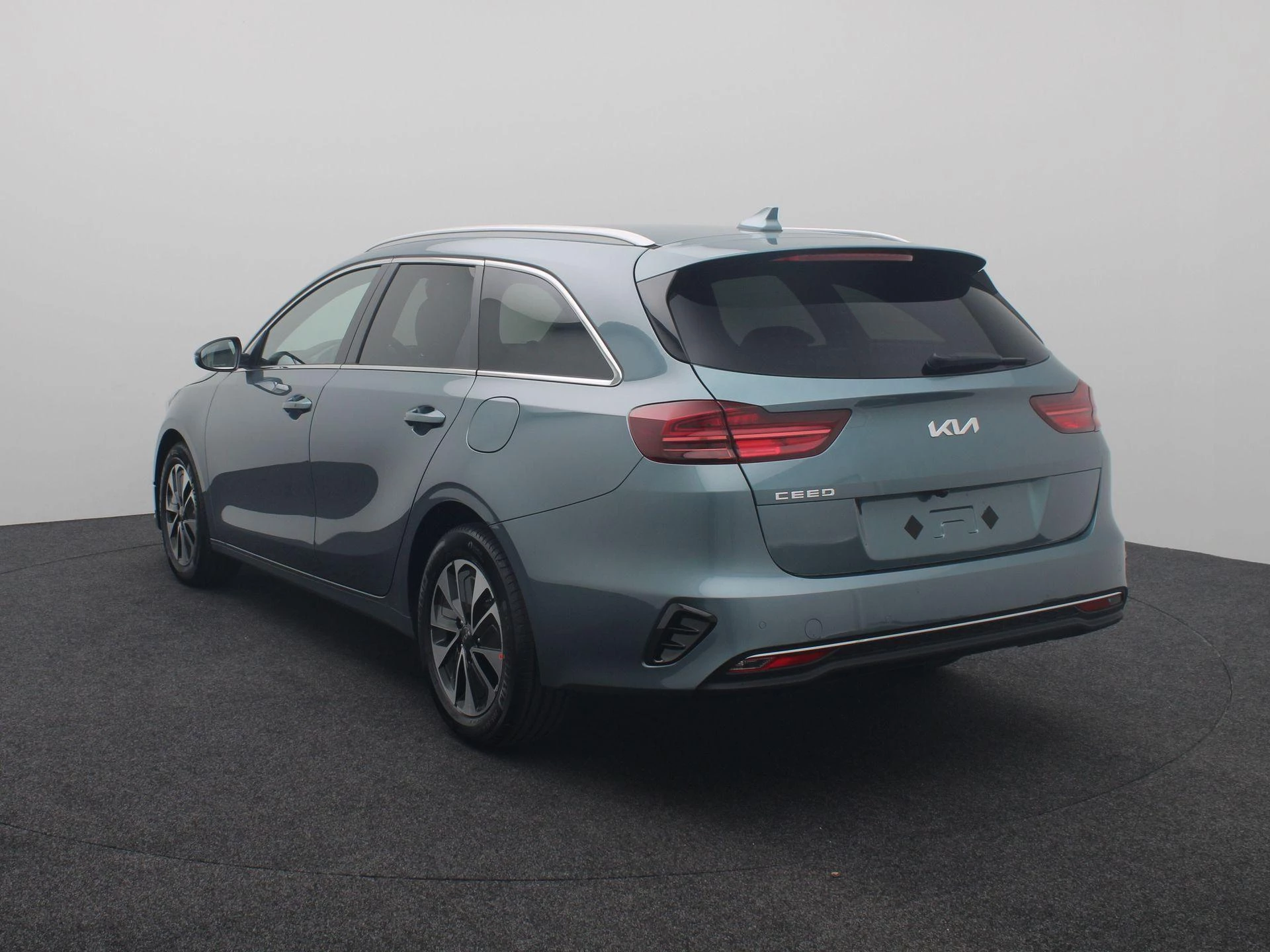 Kia CeedSportswagon met kenteken HHL-46-S – autofoto 3