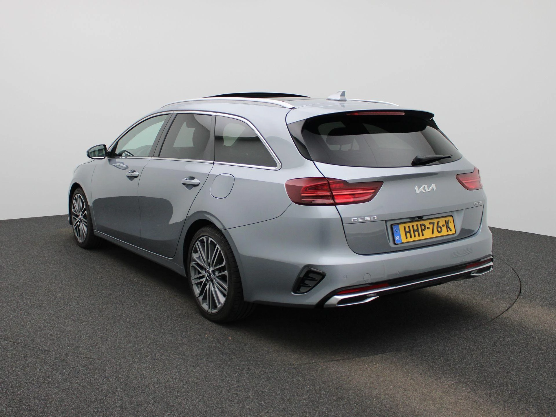 Kia CeedSportswagon met kenteken HHP-76-K – autofoto 3