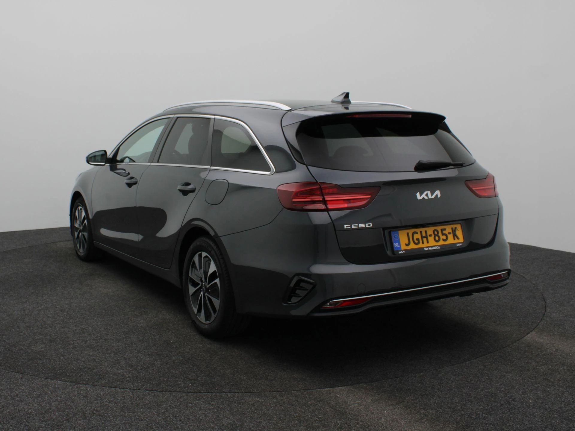 Kia CeedSportswagon met kenteken JGH-85-K – autofoto 3