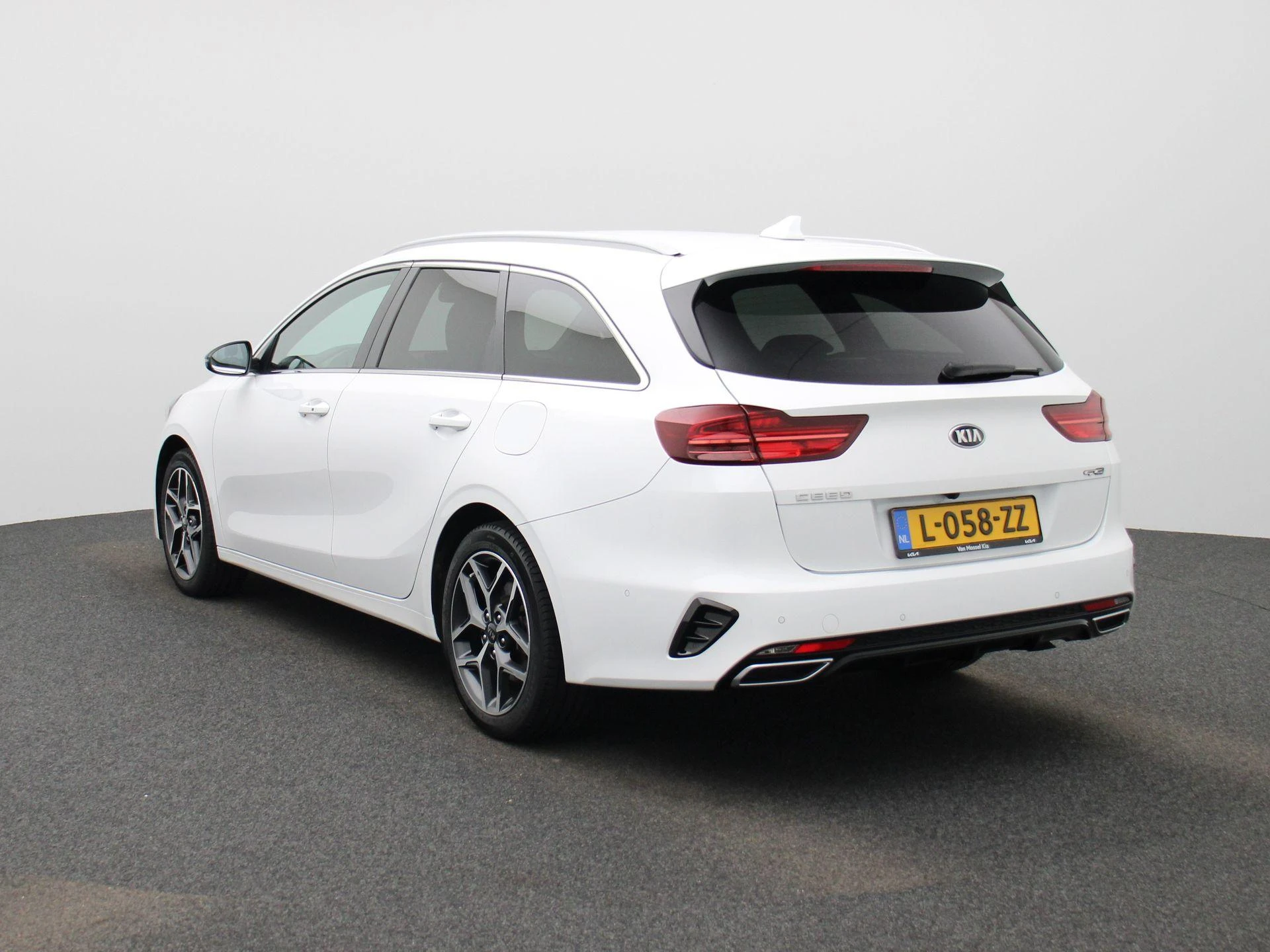 Kia CeedSportswagon met kenteken L-058-ZZ – autofoto 3