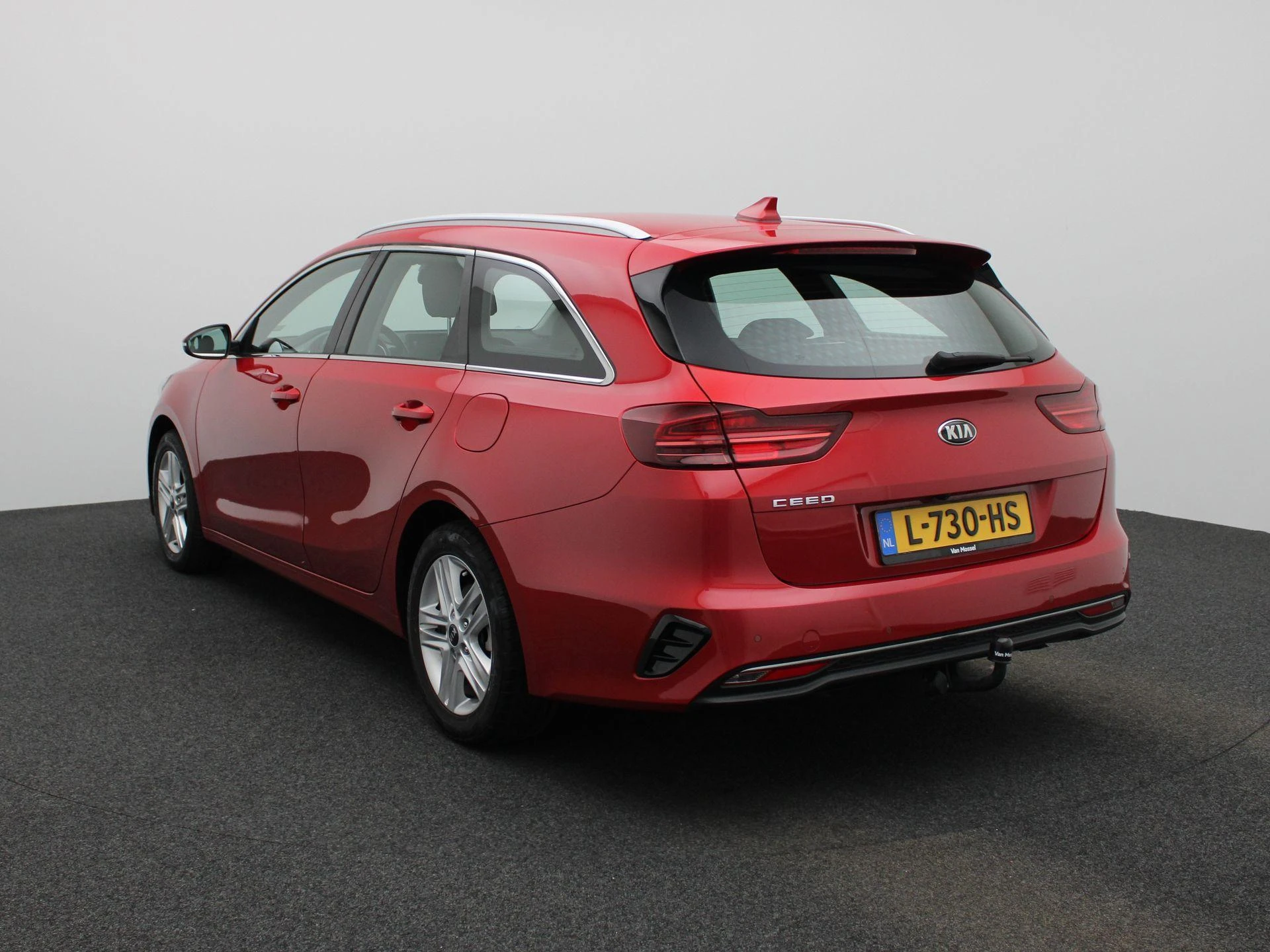 Kia CeedSportswagon met kenteken L-730-HS – autofoto 3