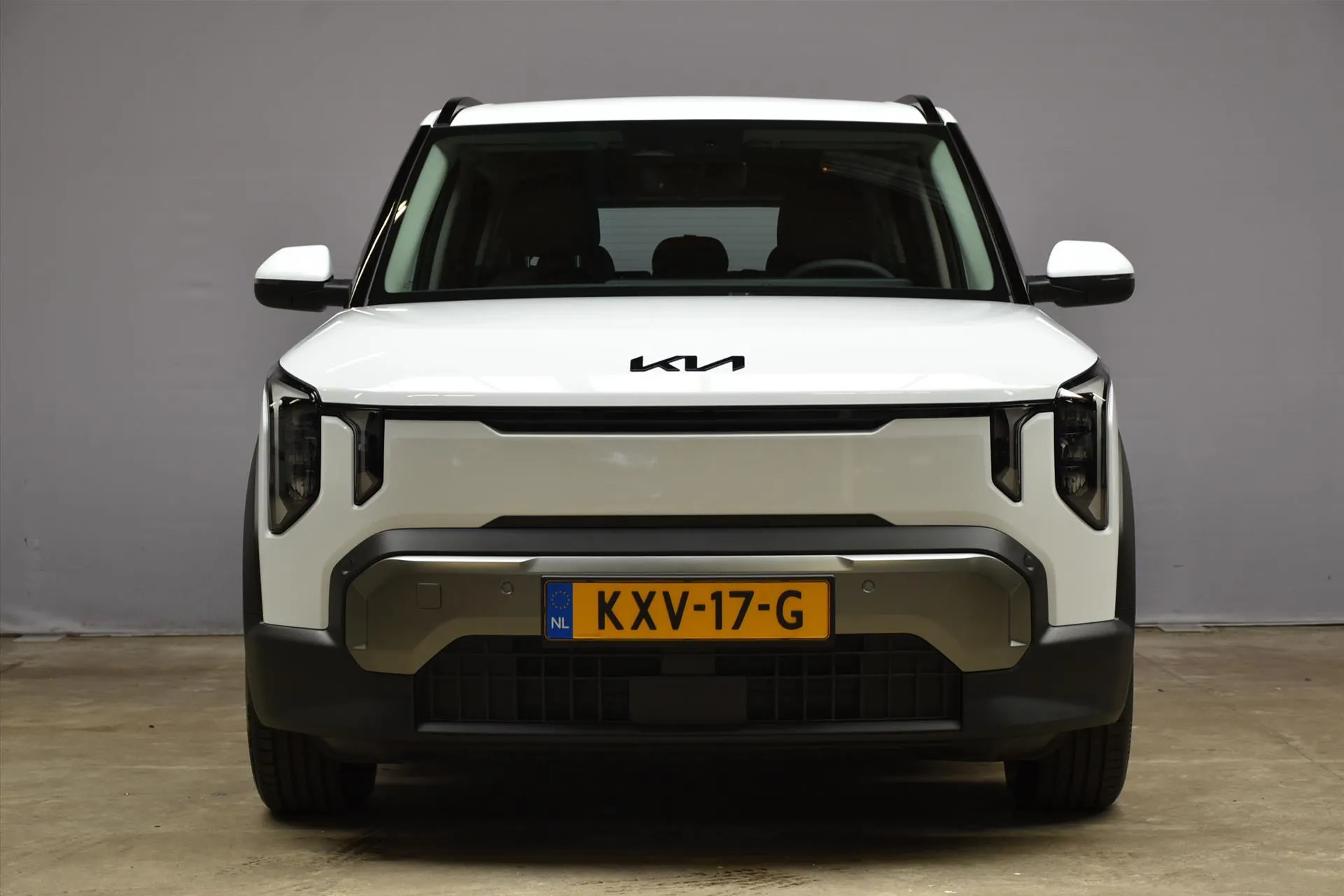Kia EV2 met kenteken KXV-17-G – autofoto 3