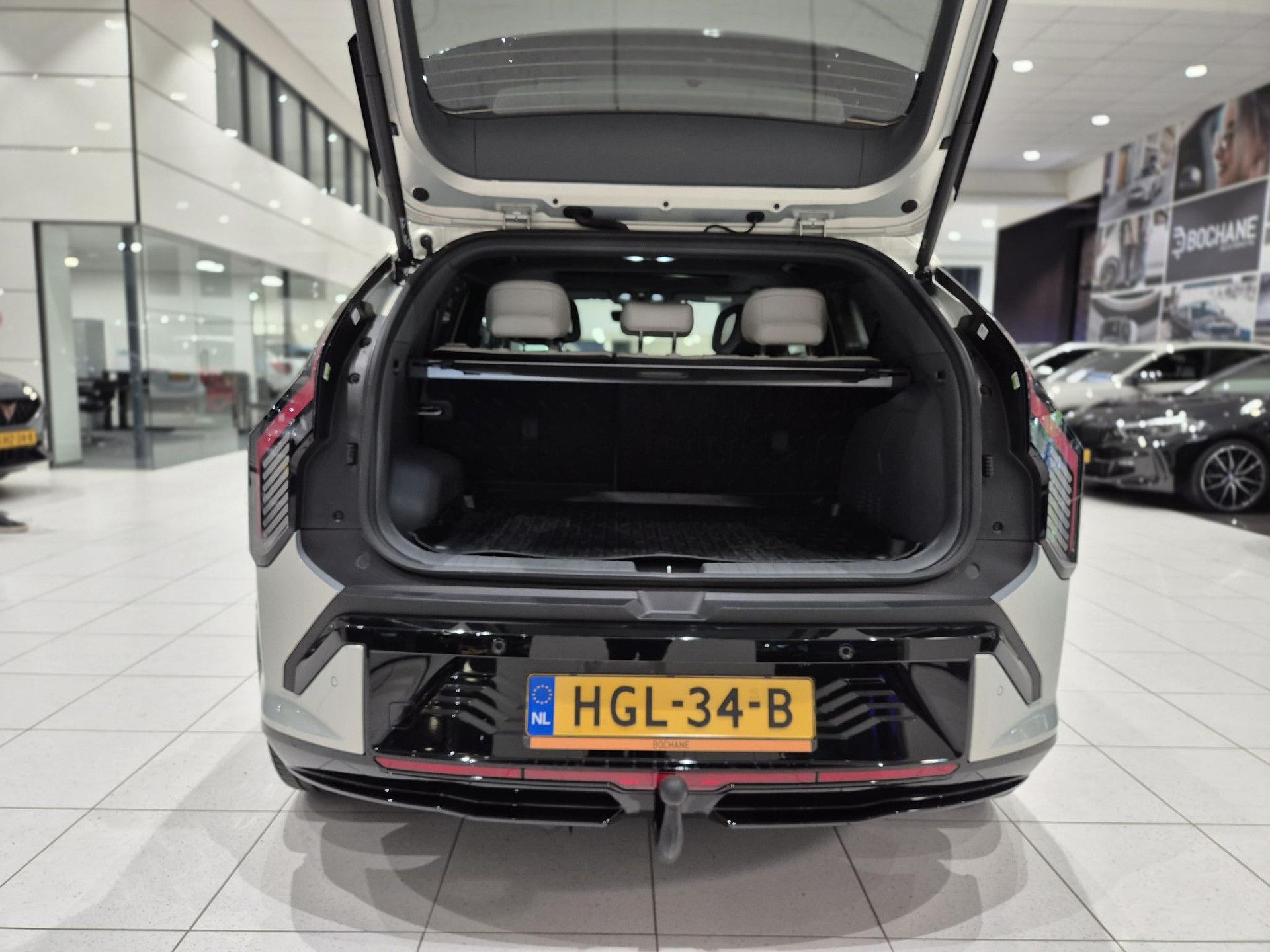 Kia EV3 met kenteken HGL-34-B – autofoto 4