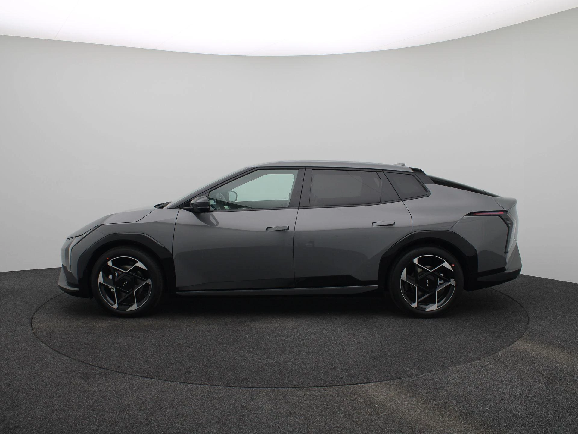 Kia EV4 – autofoto 5