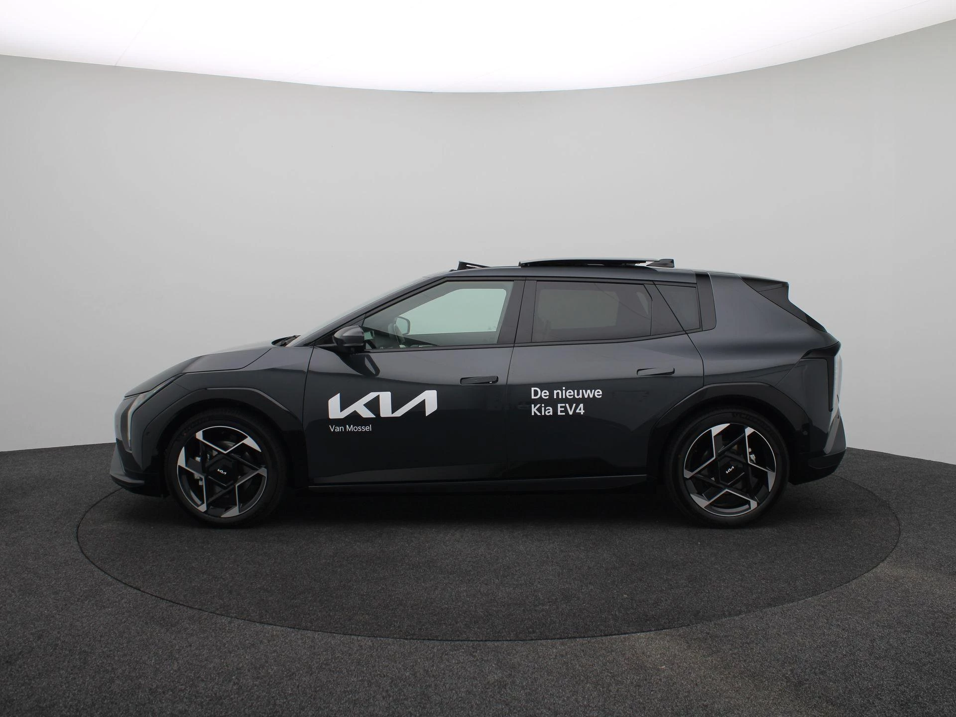 Kia EV4 – autofoto 5