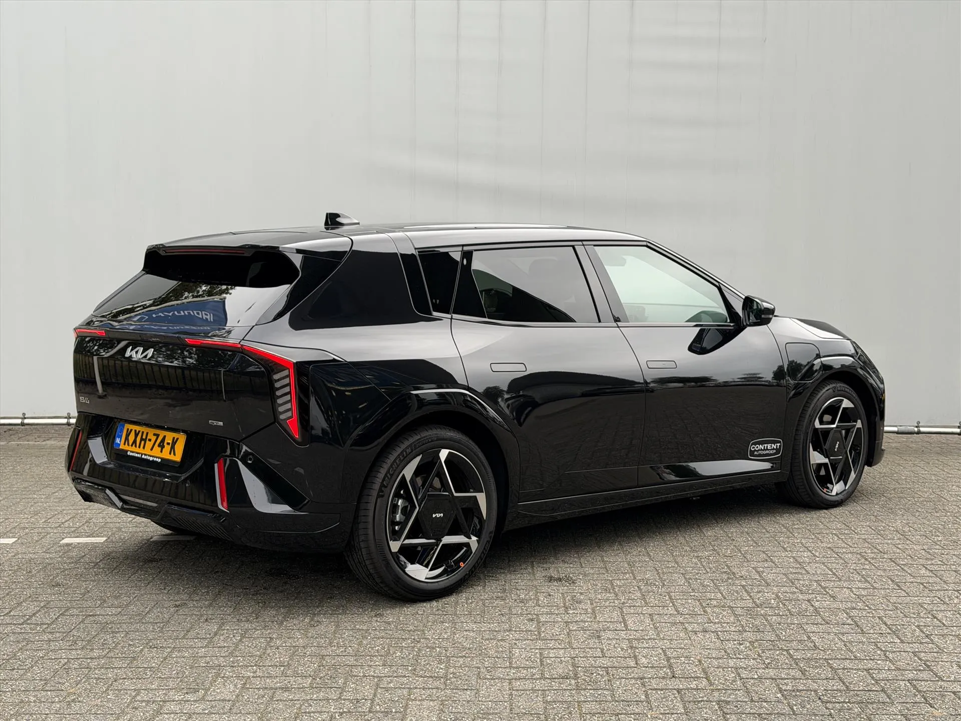 Kia EV4 met kenteken KXH-74-K – autofoto 4