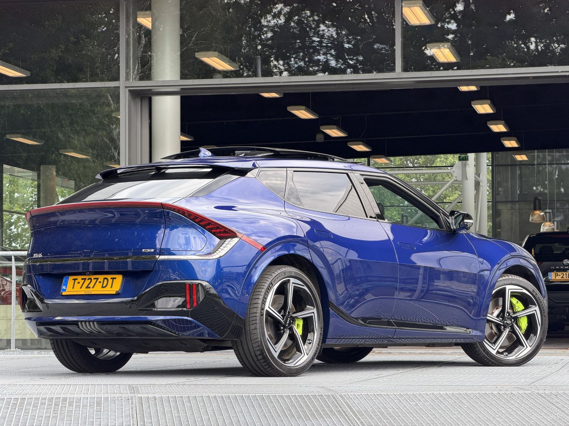 Kia EV6 met kenteken T-727-DT – autofoto 2