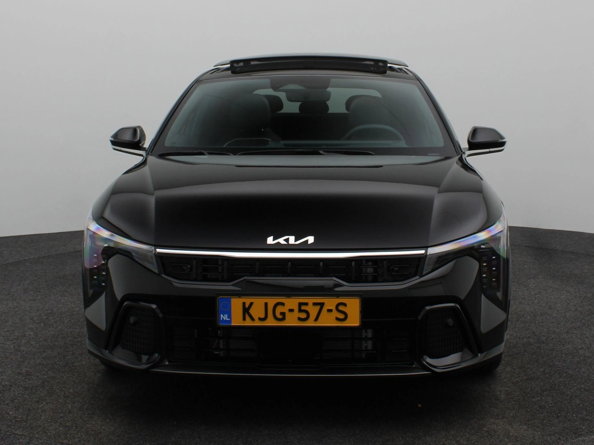 Kia K4 met kenteken KJG-57-S – autofoto 4