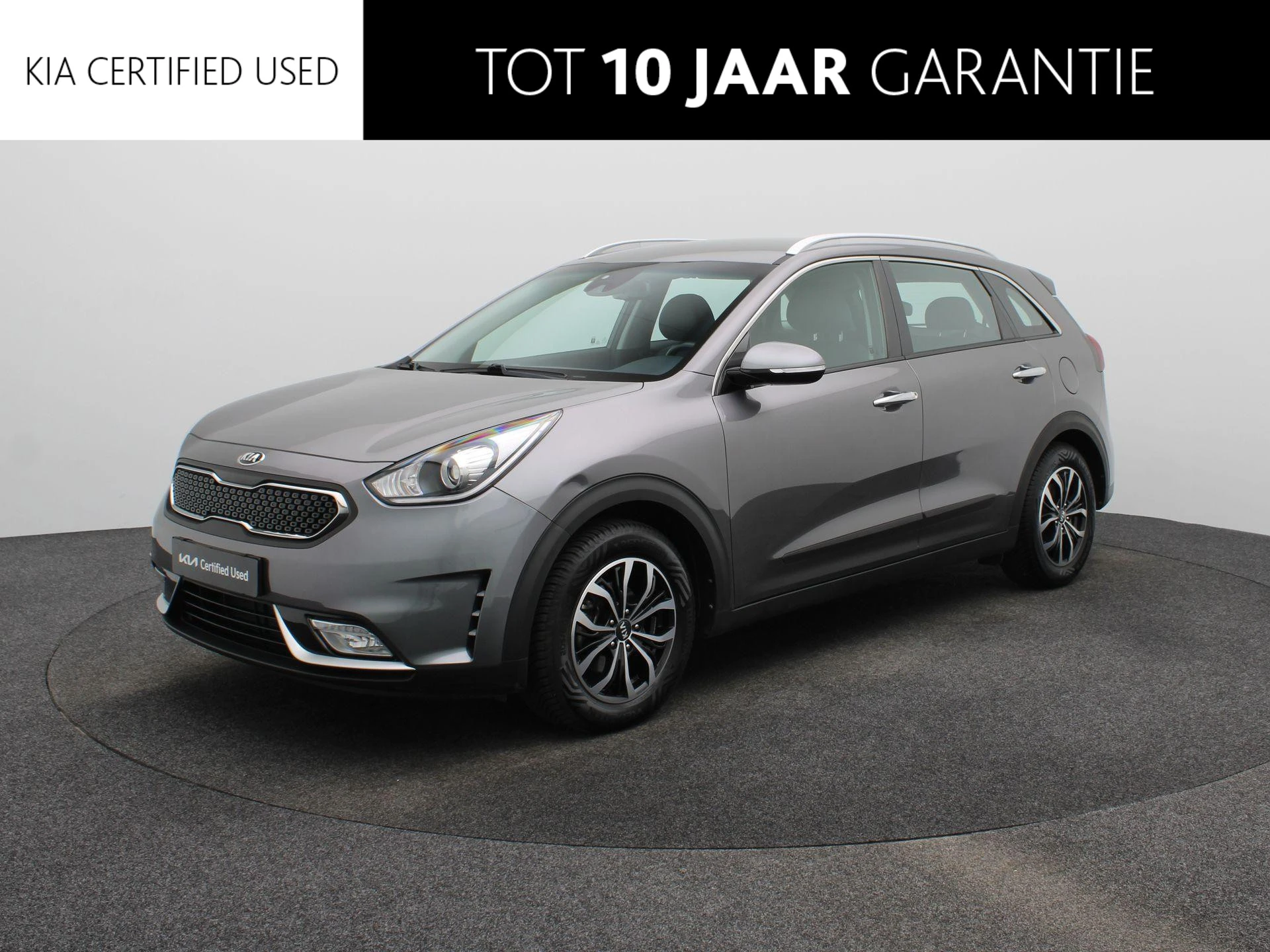 Kia Niro met kenteken 38100 – autofoto 2