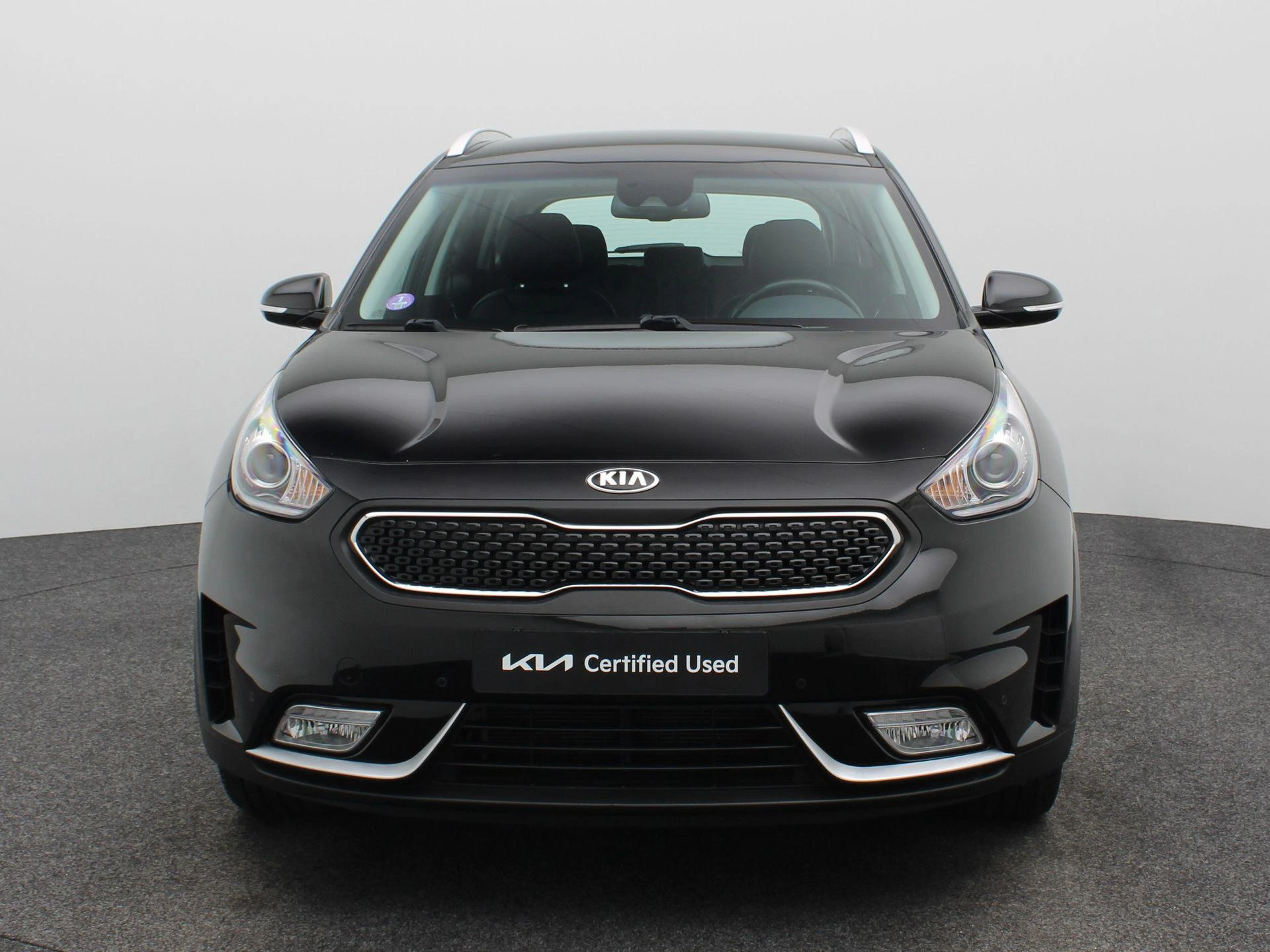 Kia Niro met kenteken 38100 – autofoto 4