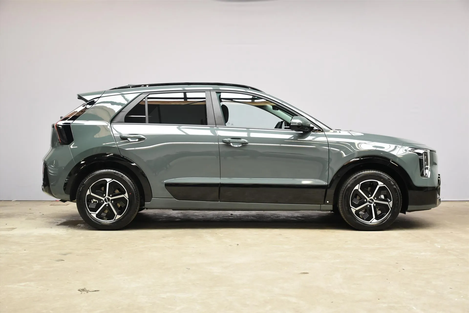 Kia Niro met kenteken 78990 – autofoto 5
