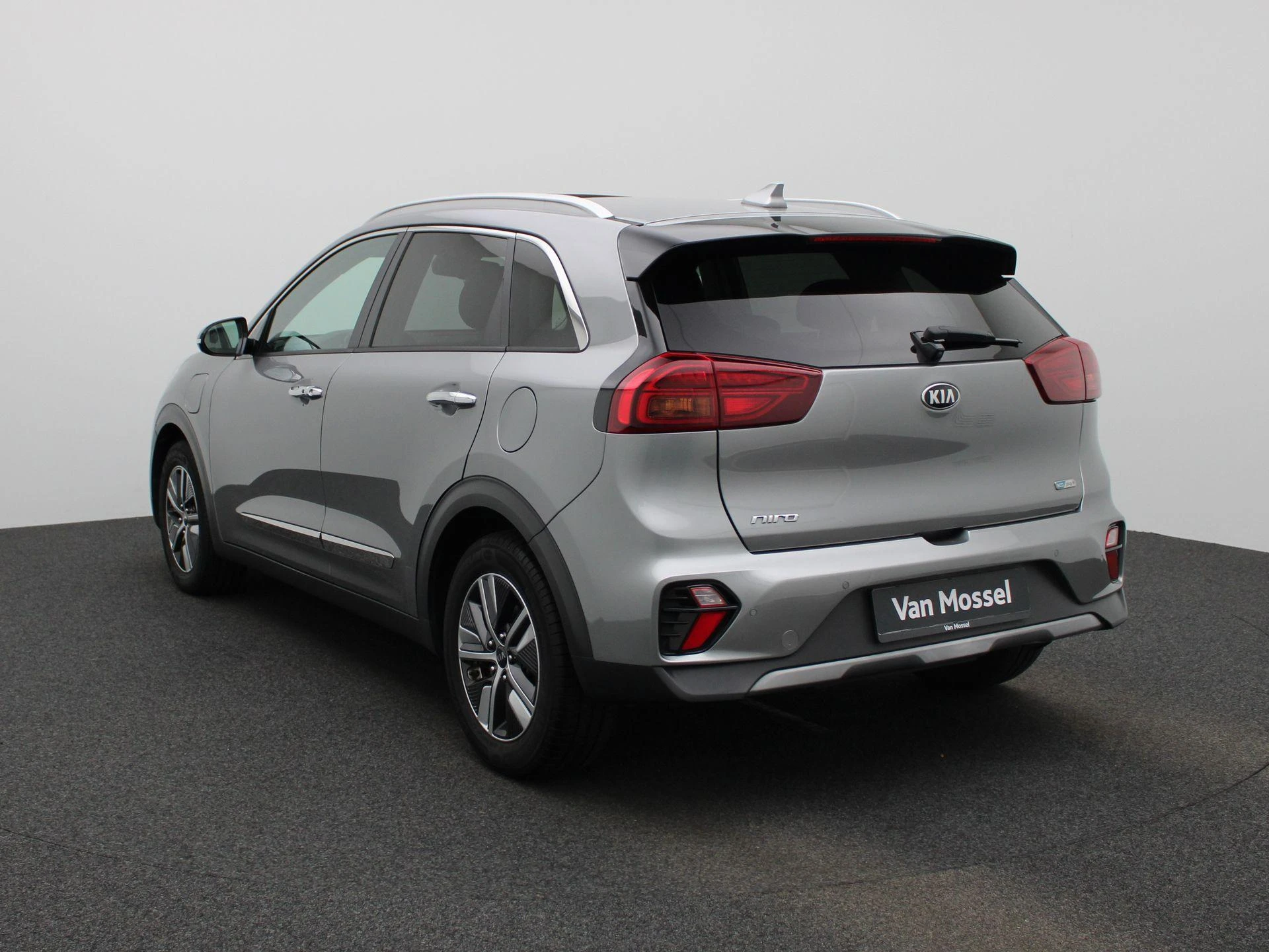 Kia Niro met kenteken KXT-40-L – autofoto 3