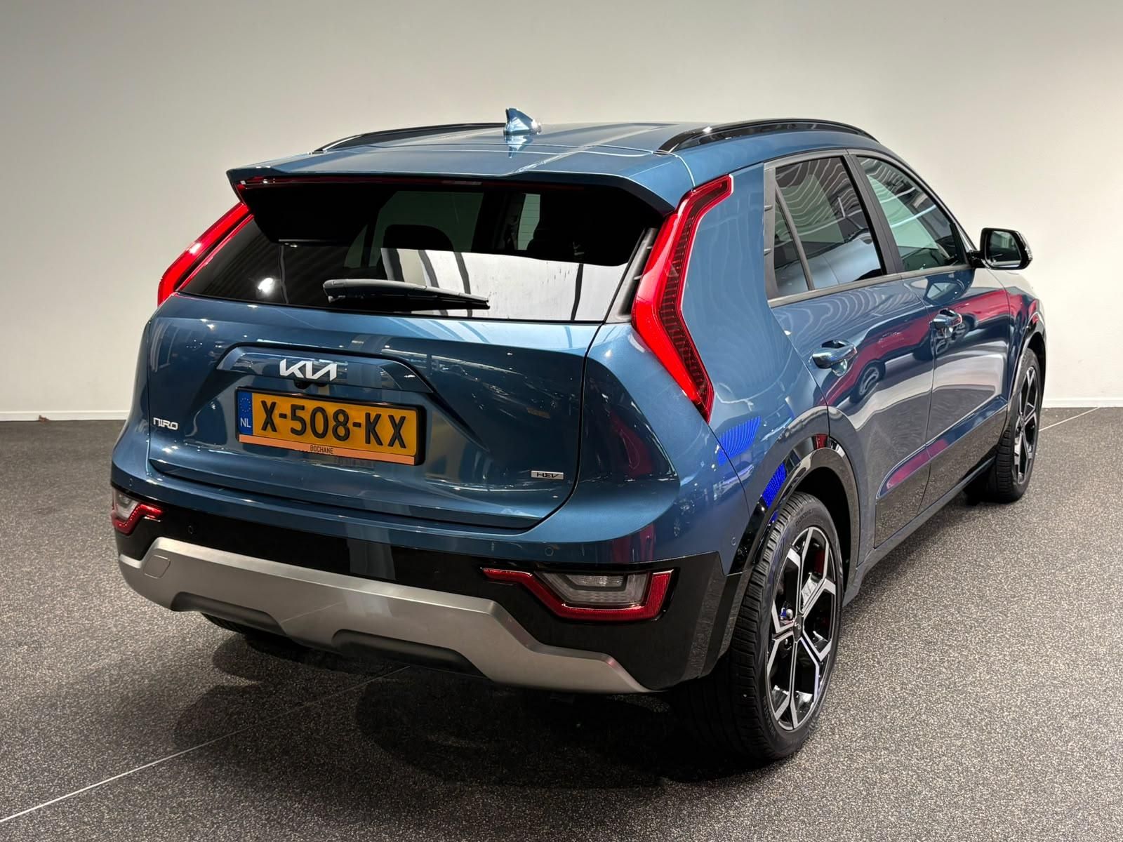 Kia Niro met kenteken X-508-KX – autofoto 2