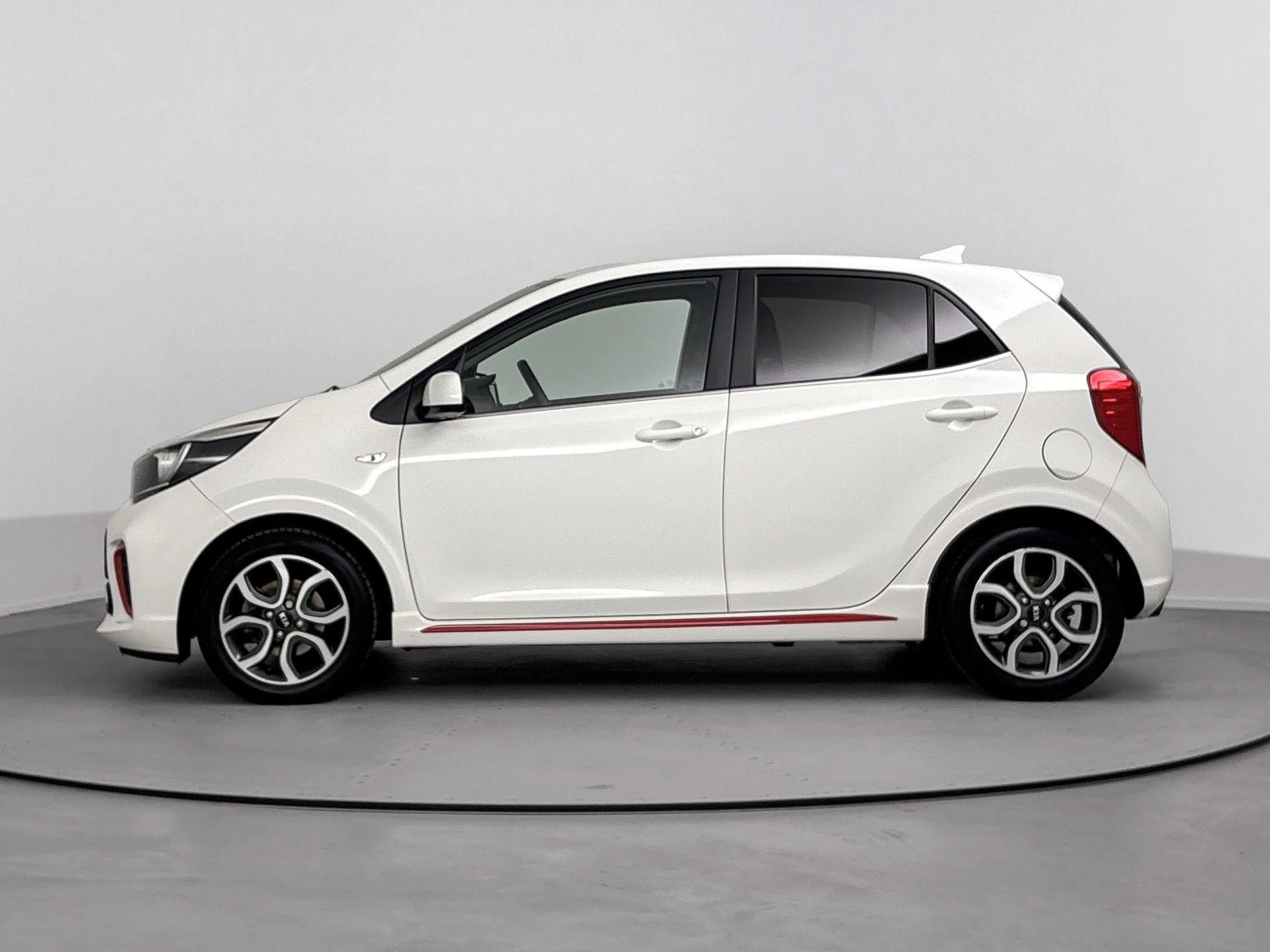Kia Picanto met kenteken 50100 – autofoto 4