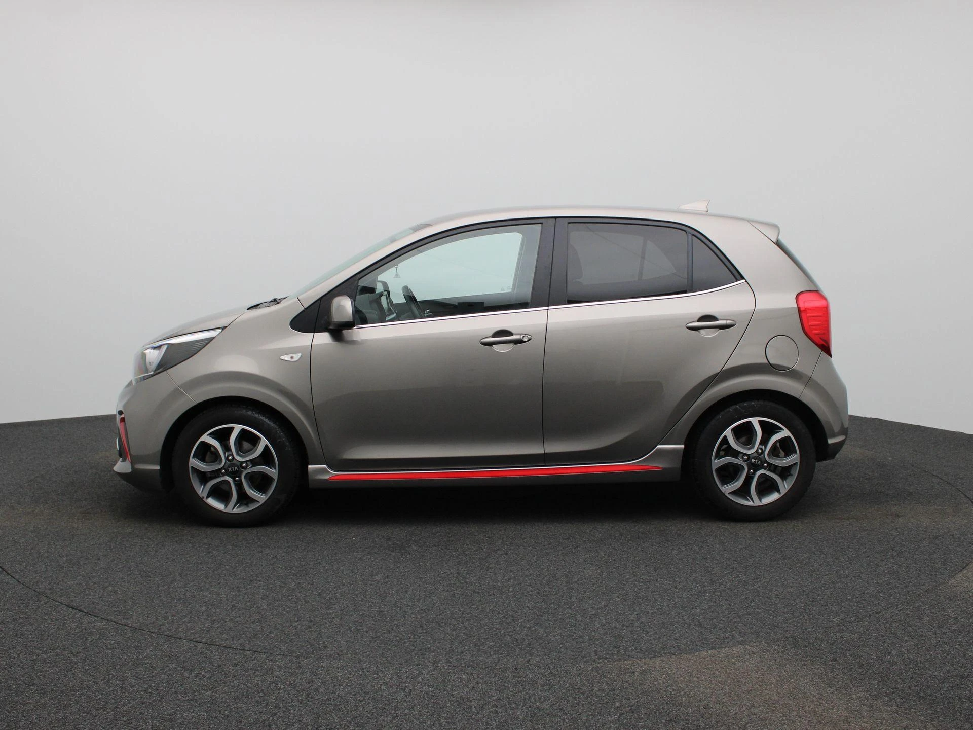Kia Picanto met kenteken 50100 – autofoto 5