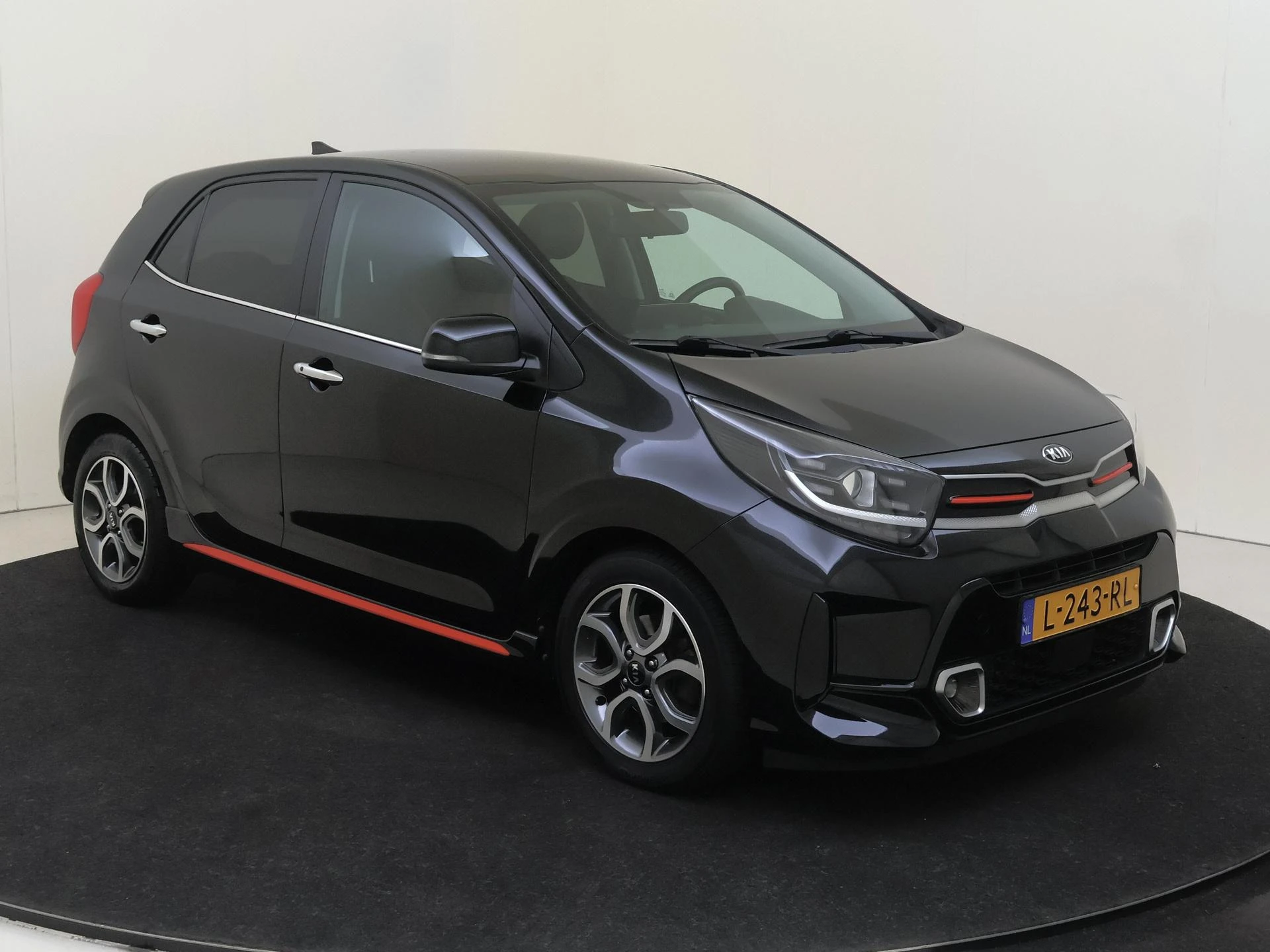Kia Picanto met kenteken L-243-RL – autofoto 3