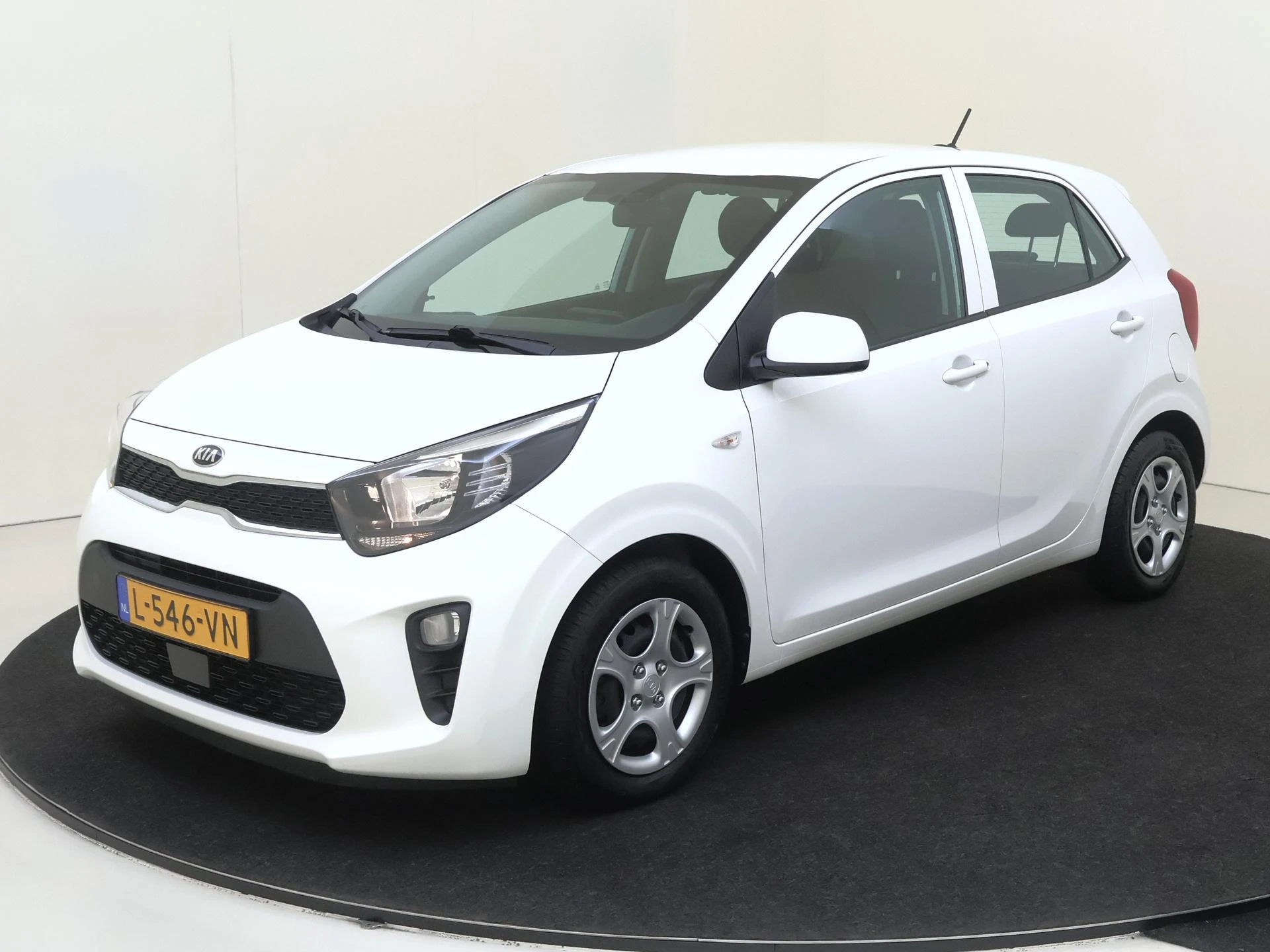 Kia Picanto met kenteken L-546-VN – autofoto 2