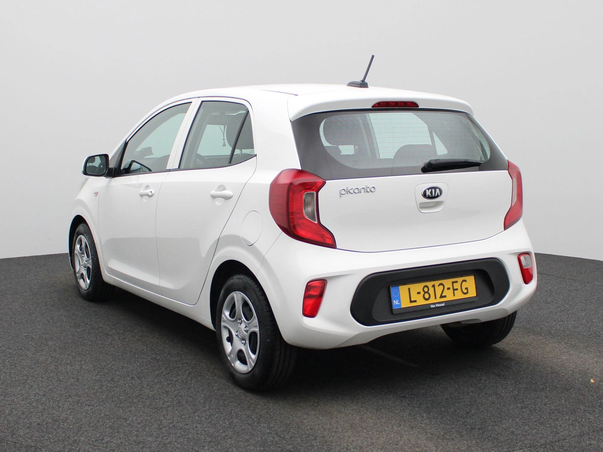 Kia Picanto met kenteken L-812-FG – autofoto 5