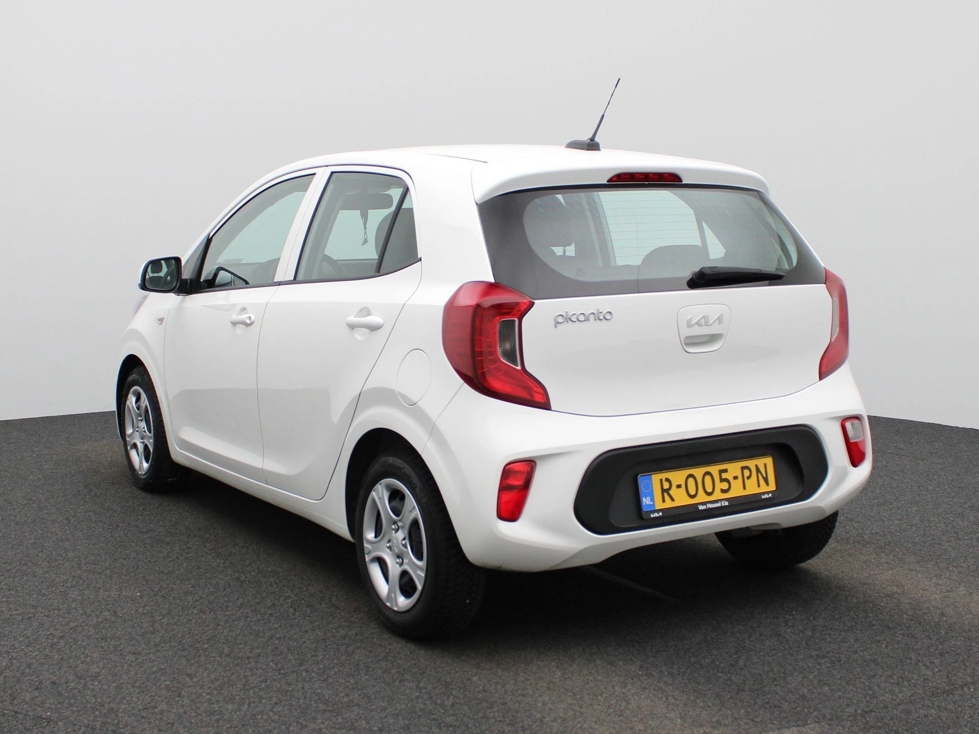 Kia Picanto met kenteken R-005-PN – autofoto 4