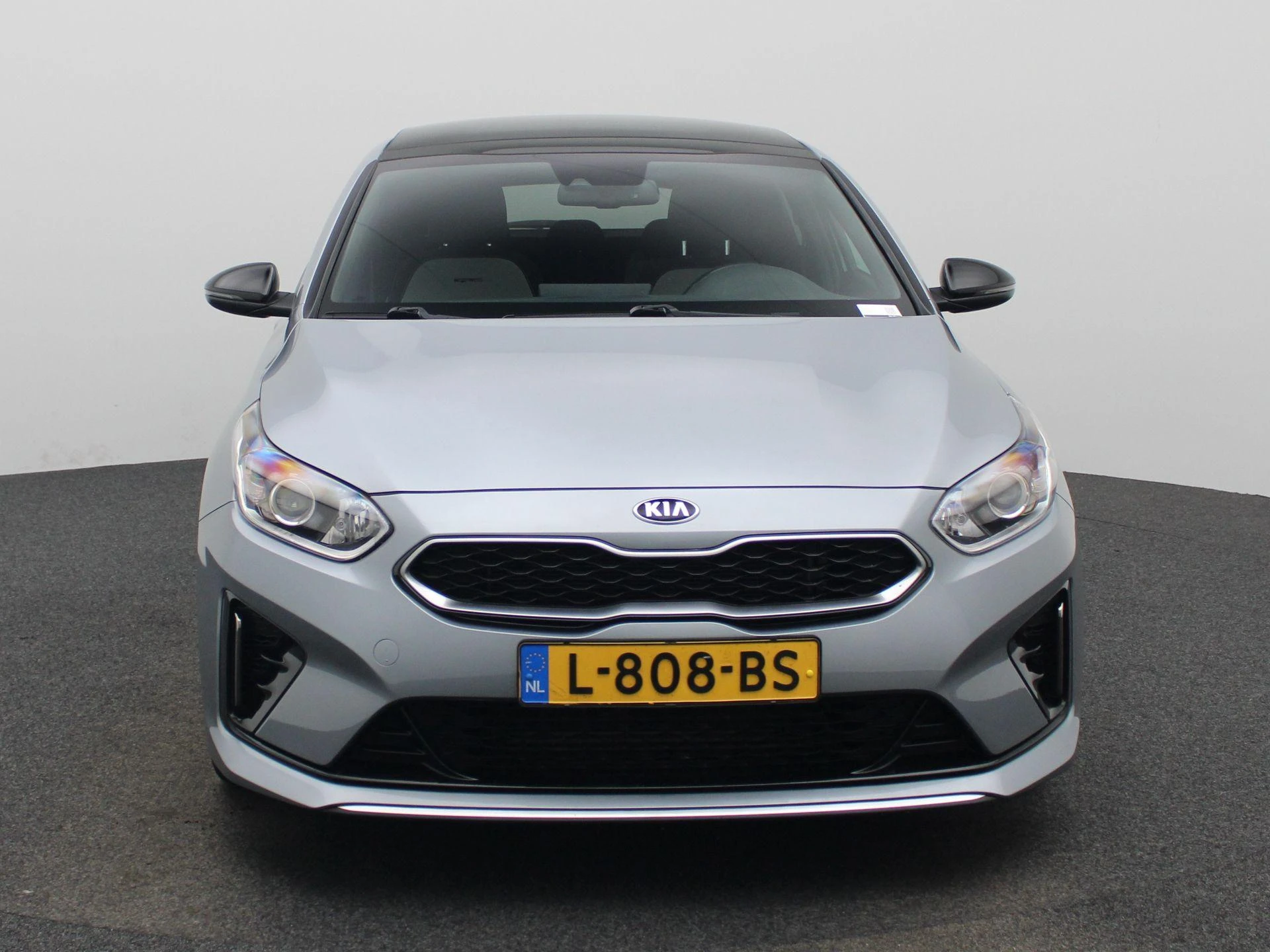 Kia ProCeed met kenteken L-808-BS – autofoto 4