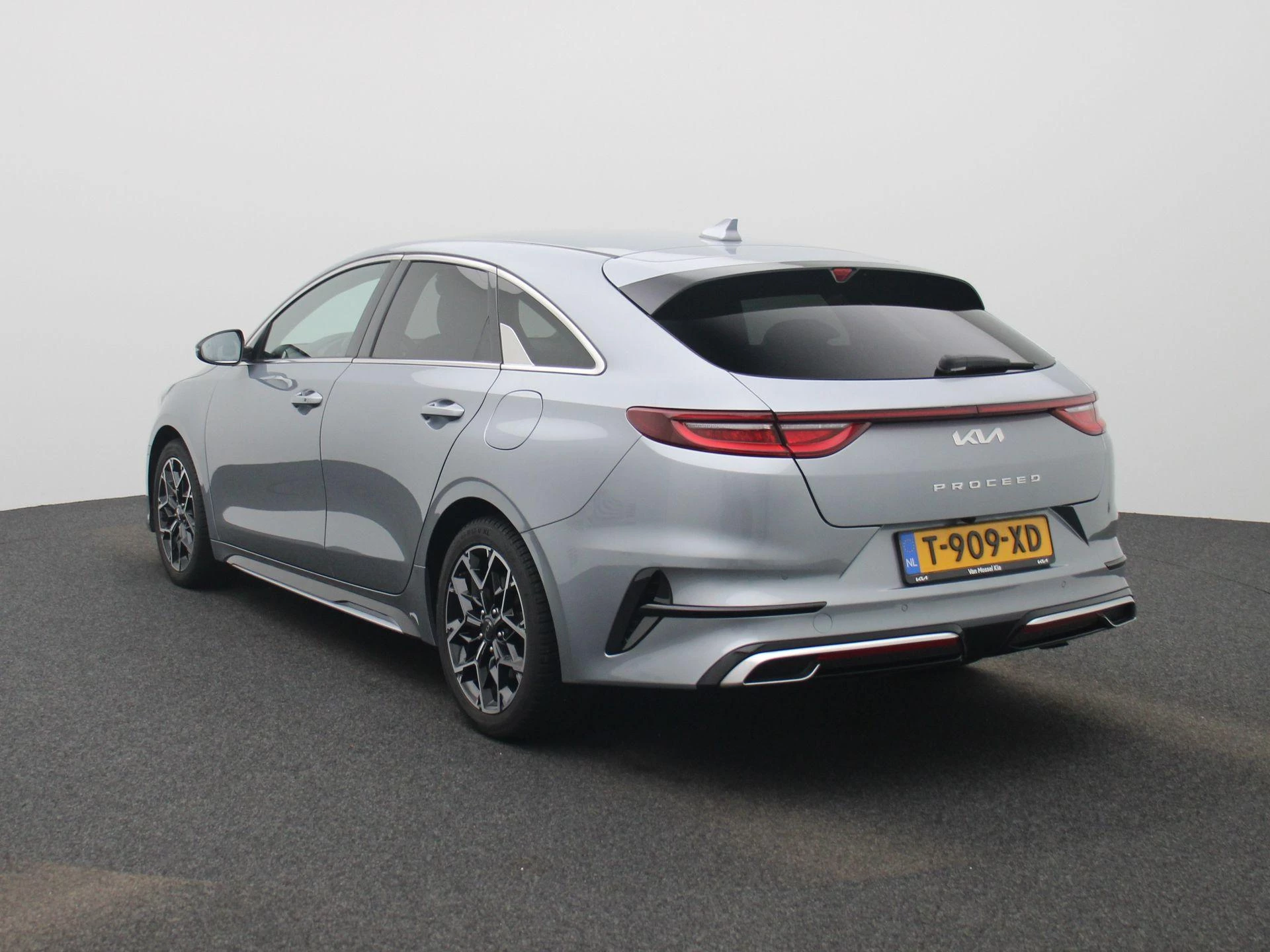 Kia ProCeed met kenteken T-909-XD – autofoto 4
