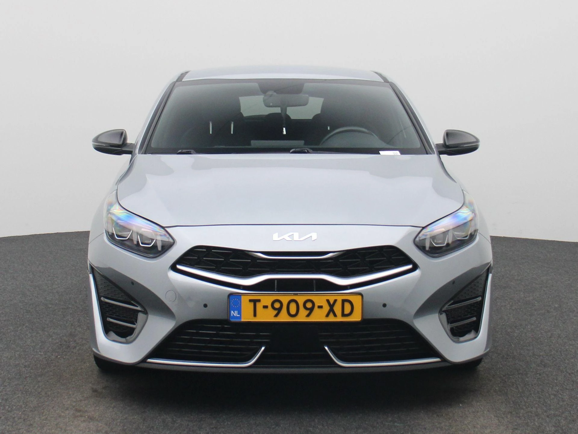 Kia ProCeed met kenteken T-909-XD – autofoto 5