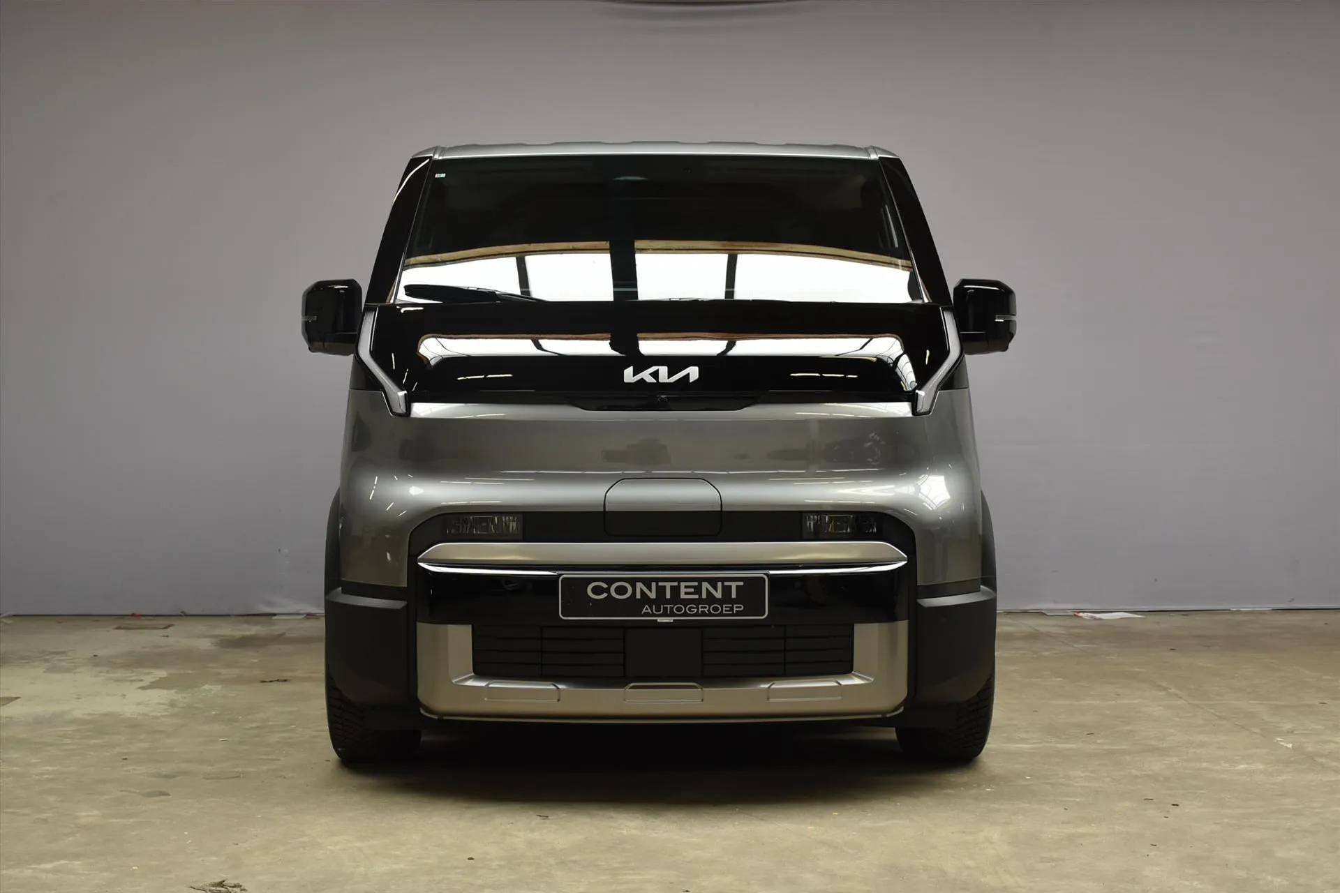 Kia PV5 met kenteken 78993 – autofoto 3