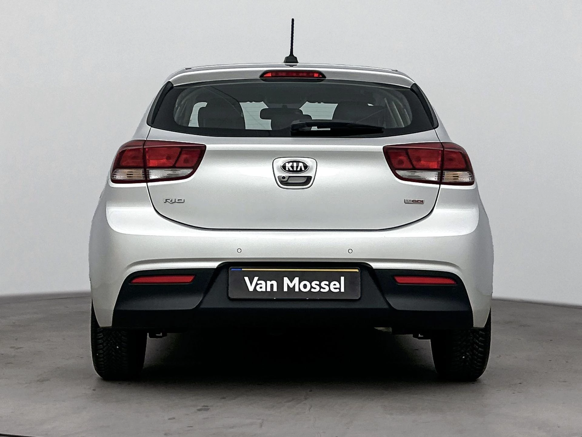 Kia Rio met kenteken 41100 – autofoto 5