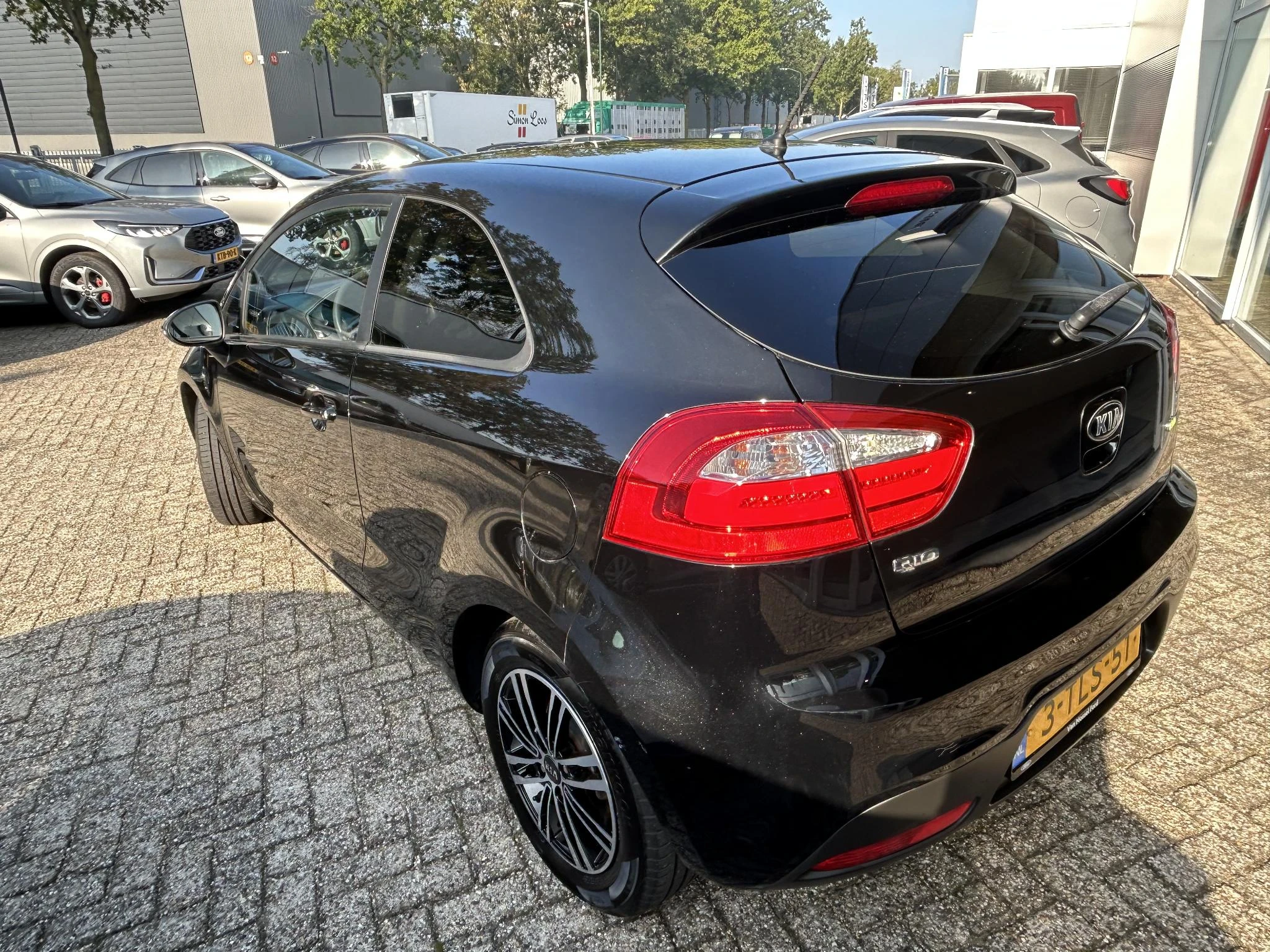 Kia Rio met kenteken 58100 – autofoto 5