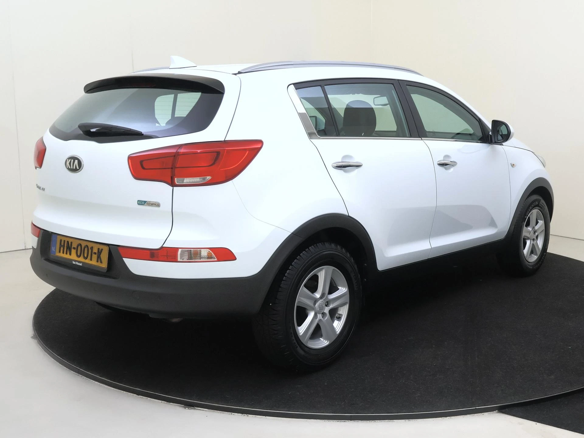 Kia Sportage met kenteken 64100 – autofoto 5