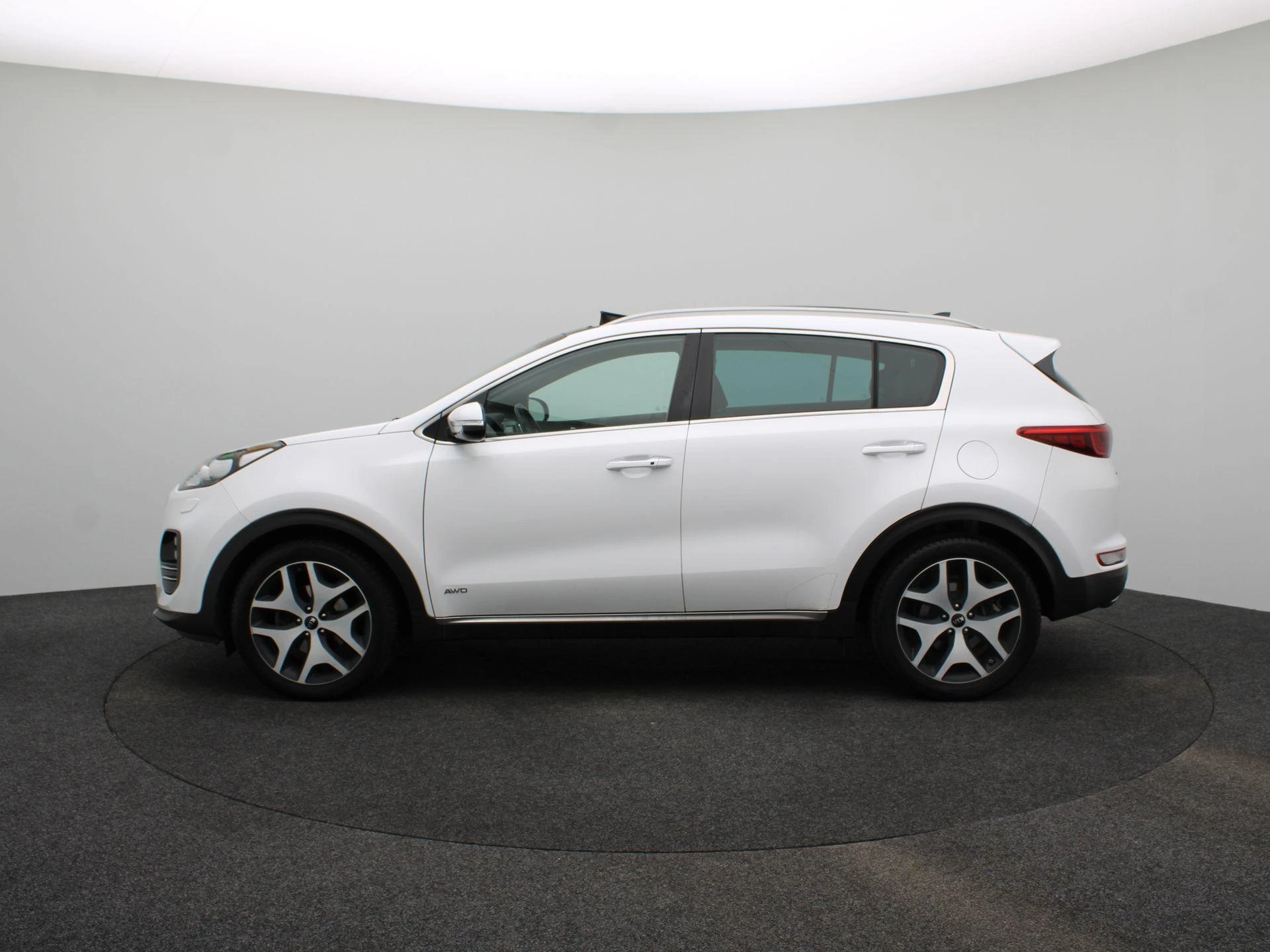Kia Sportage met kenteken 75100 – autofoto 5