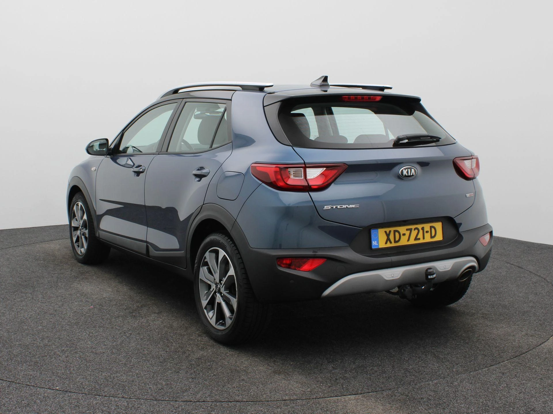 Kia Stonic met kenteken 59100 – autofoto 3