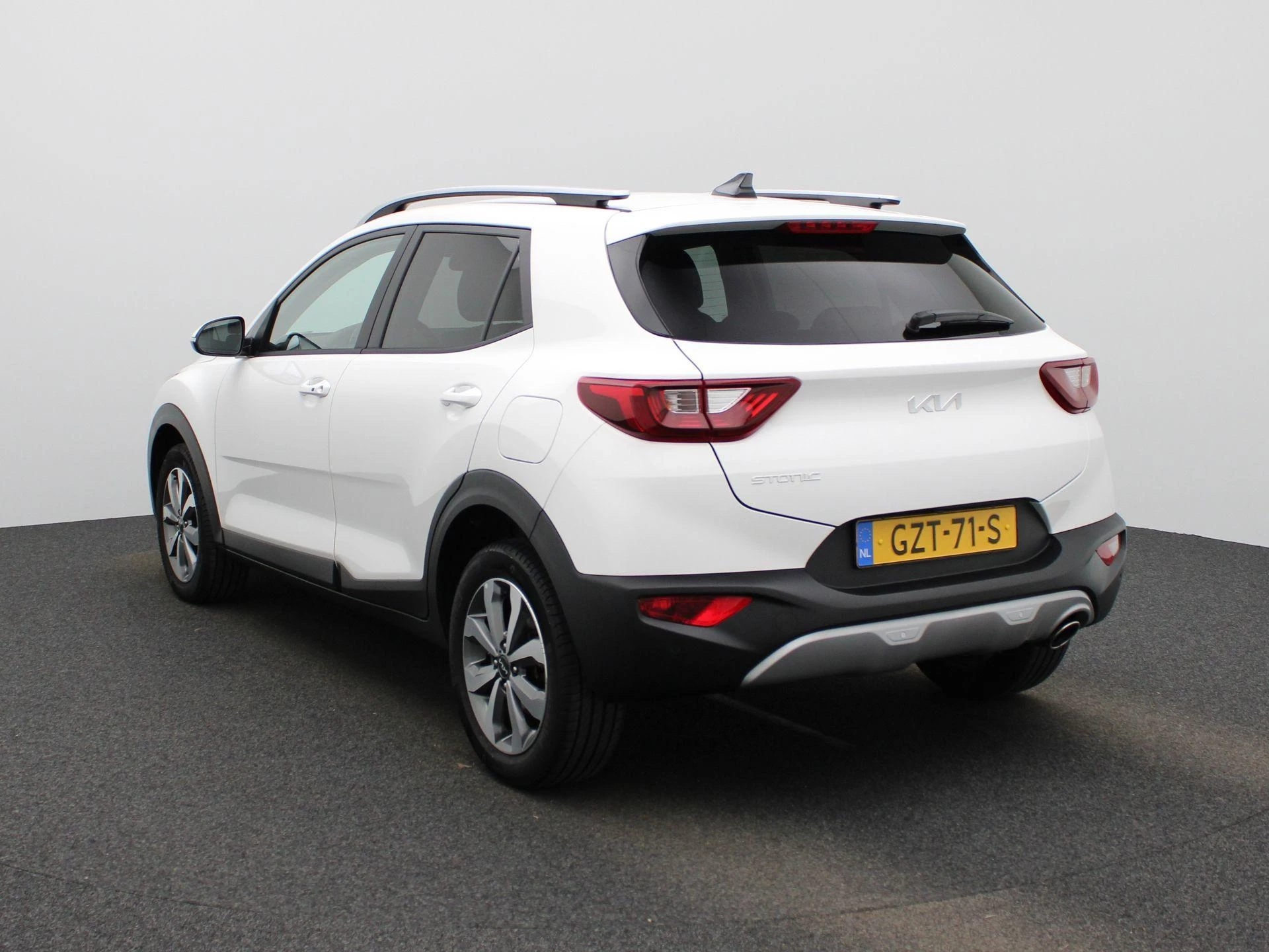 Kia Stonic met kenteken GZT-71-S – autofoto 3