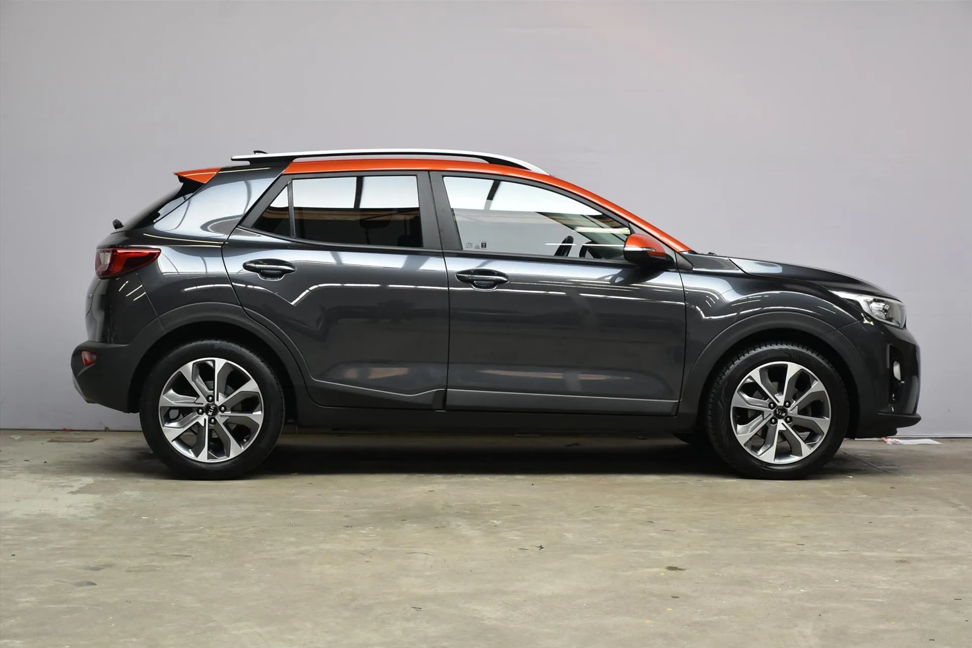 Kia Stonic met kenteken H-243-VR – autofoto 4