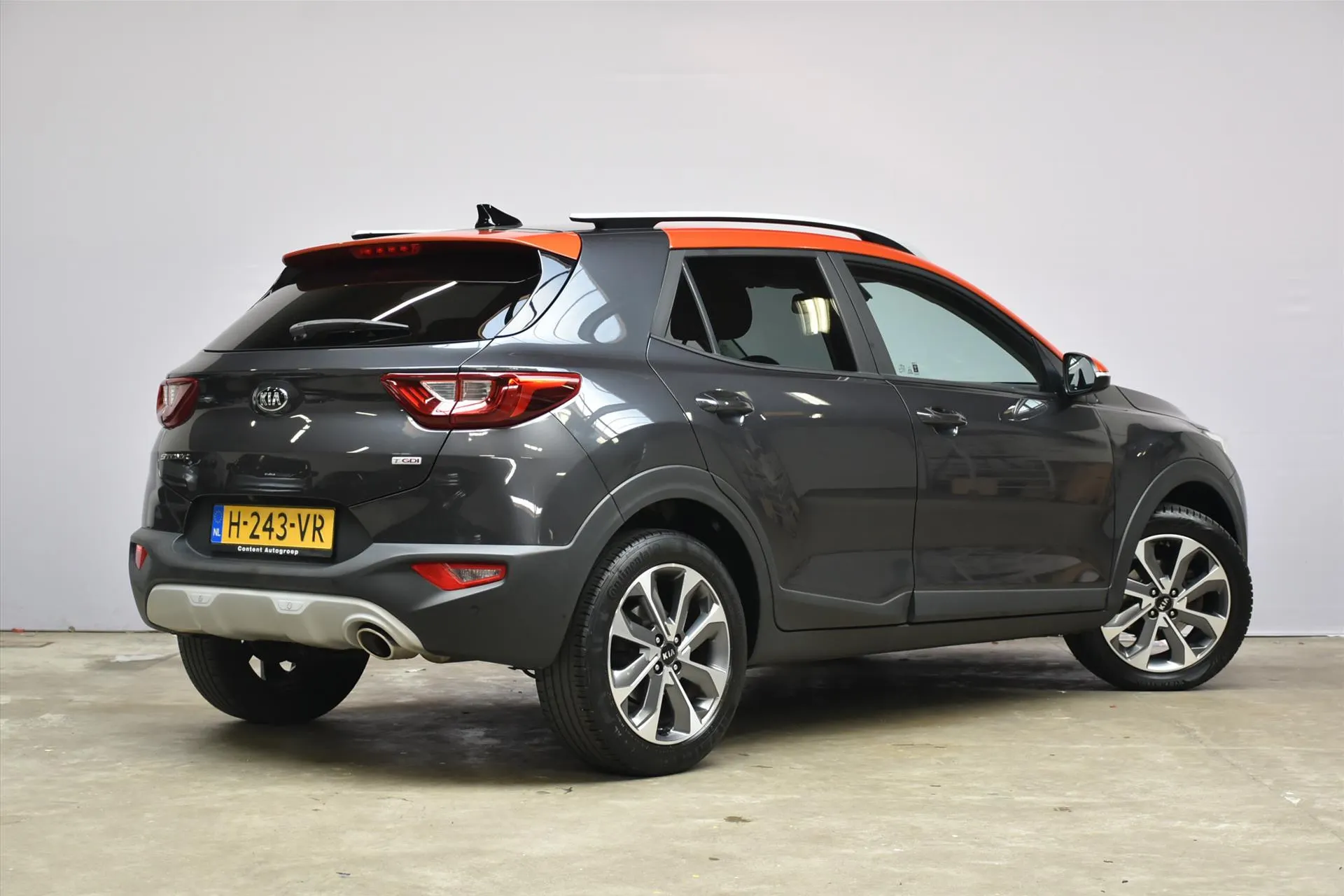 Kia Stonic met kenteken H-243-VR – autofoto 5