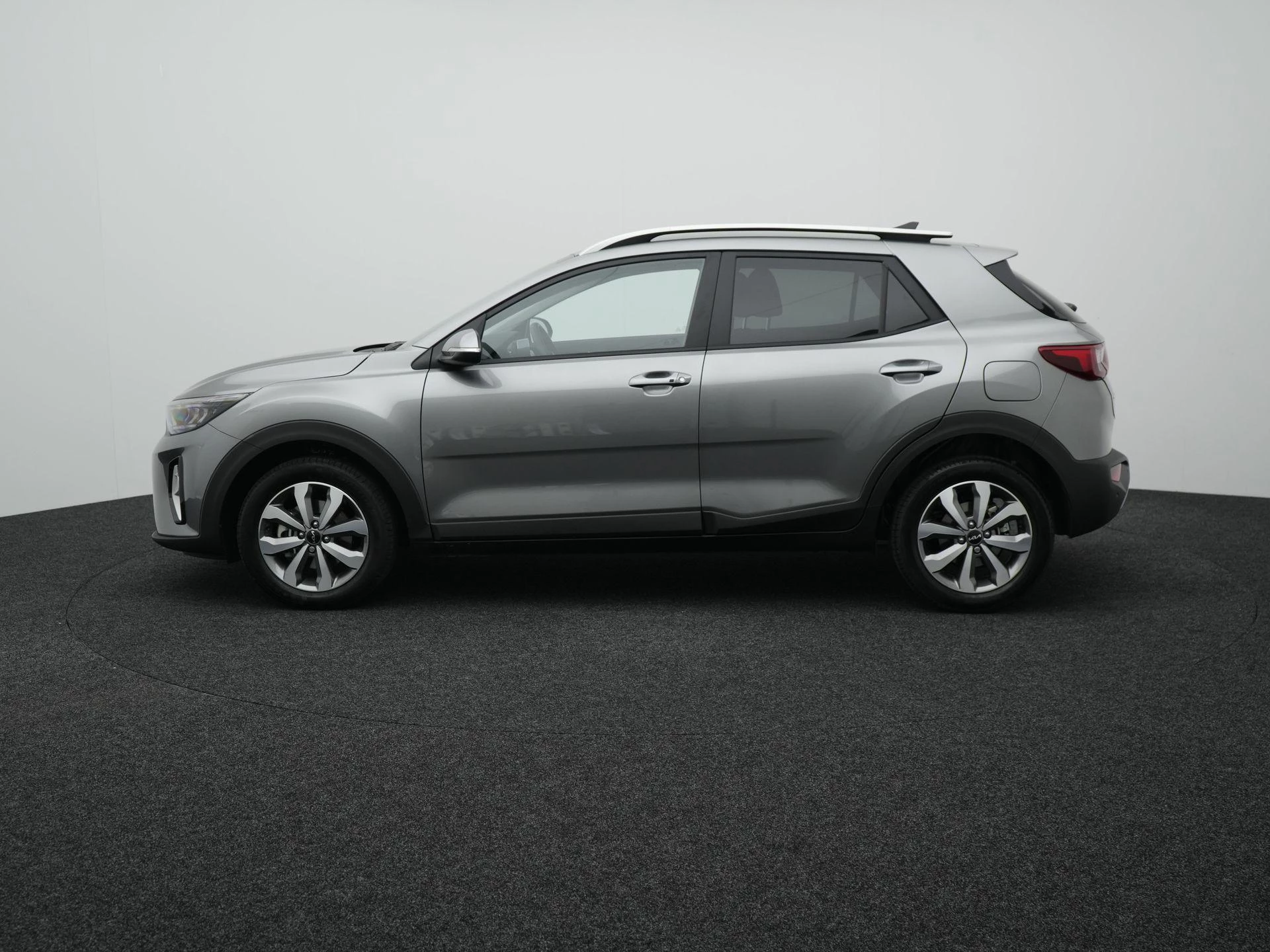 Kia Stonic met kenteken HVH-40-L – autofoto 4